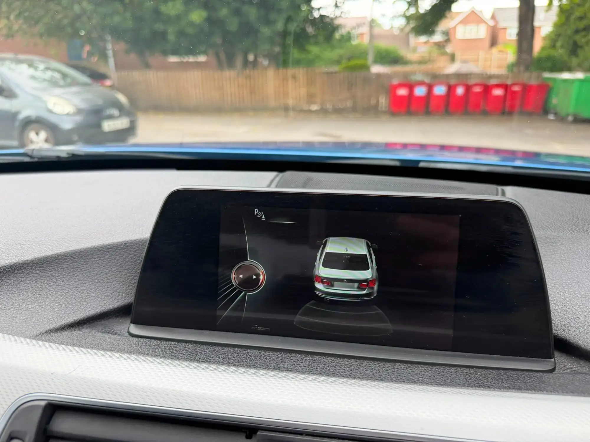 BMW 3 Series Image 21