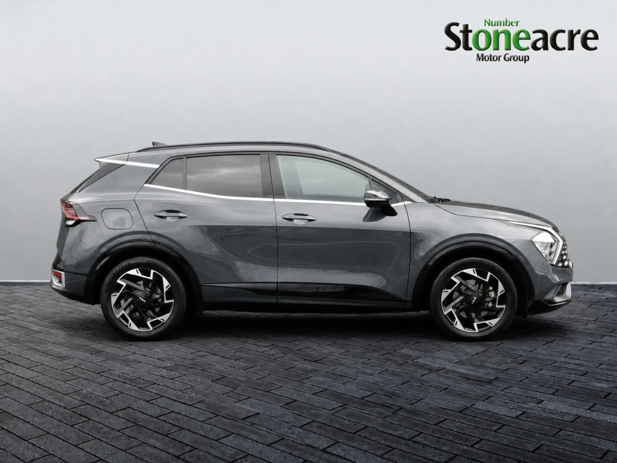 Kia Sportage Plug-In Hybrid Image 2 Kia Sportage Plug-In Hybrid Image 2