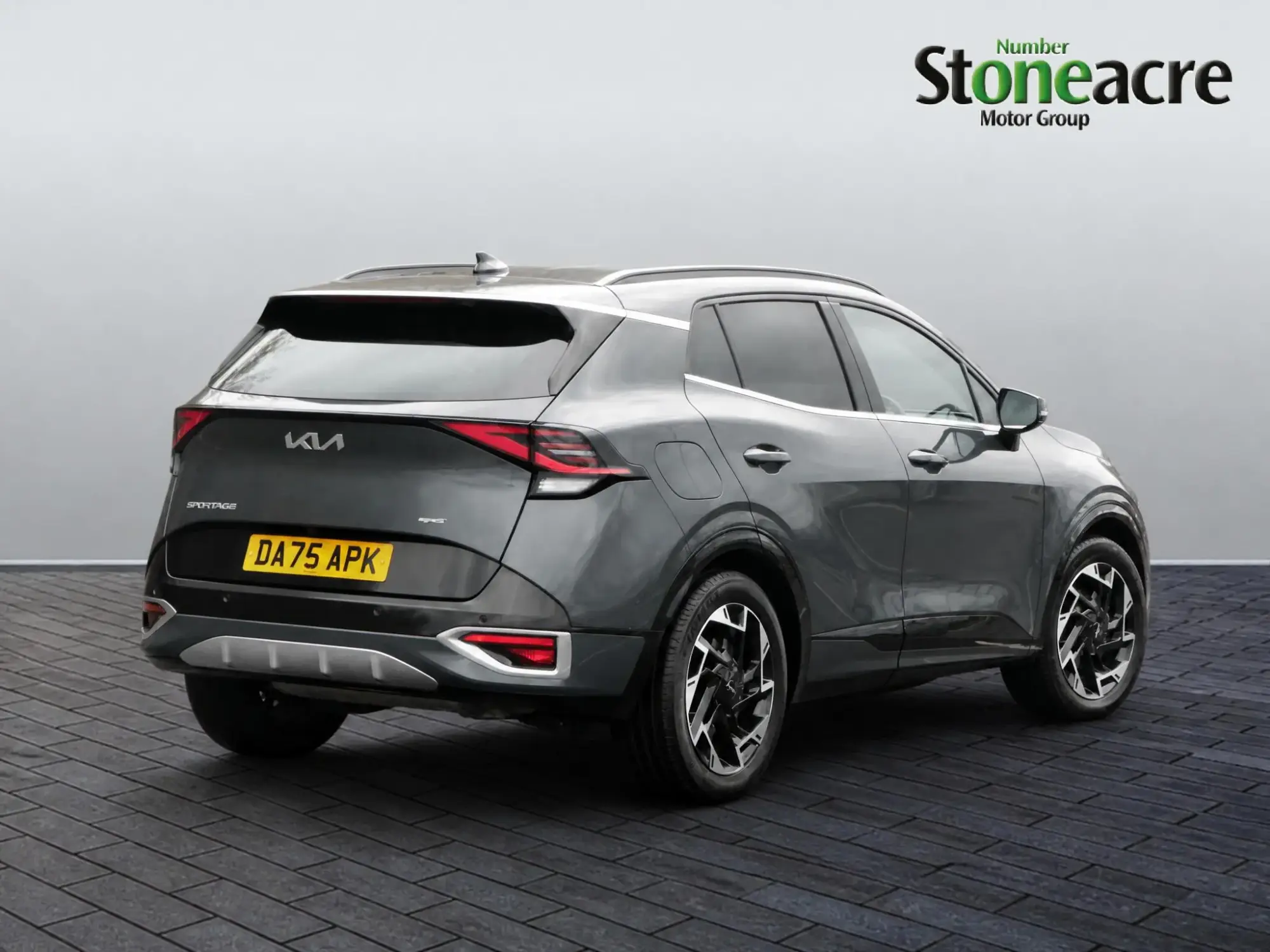 Kia Sportage Plug-In Hybrid Image 3 Kia Sportage Plug-In Hybrid Image 3