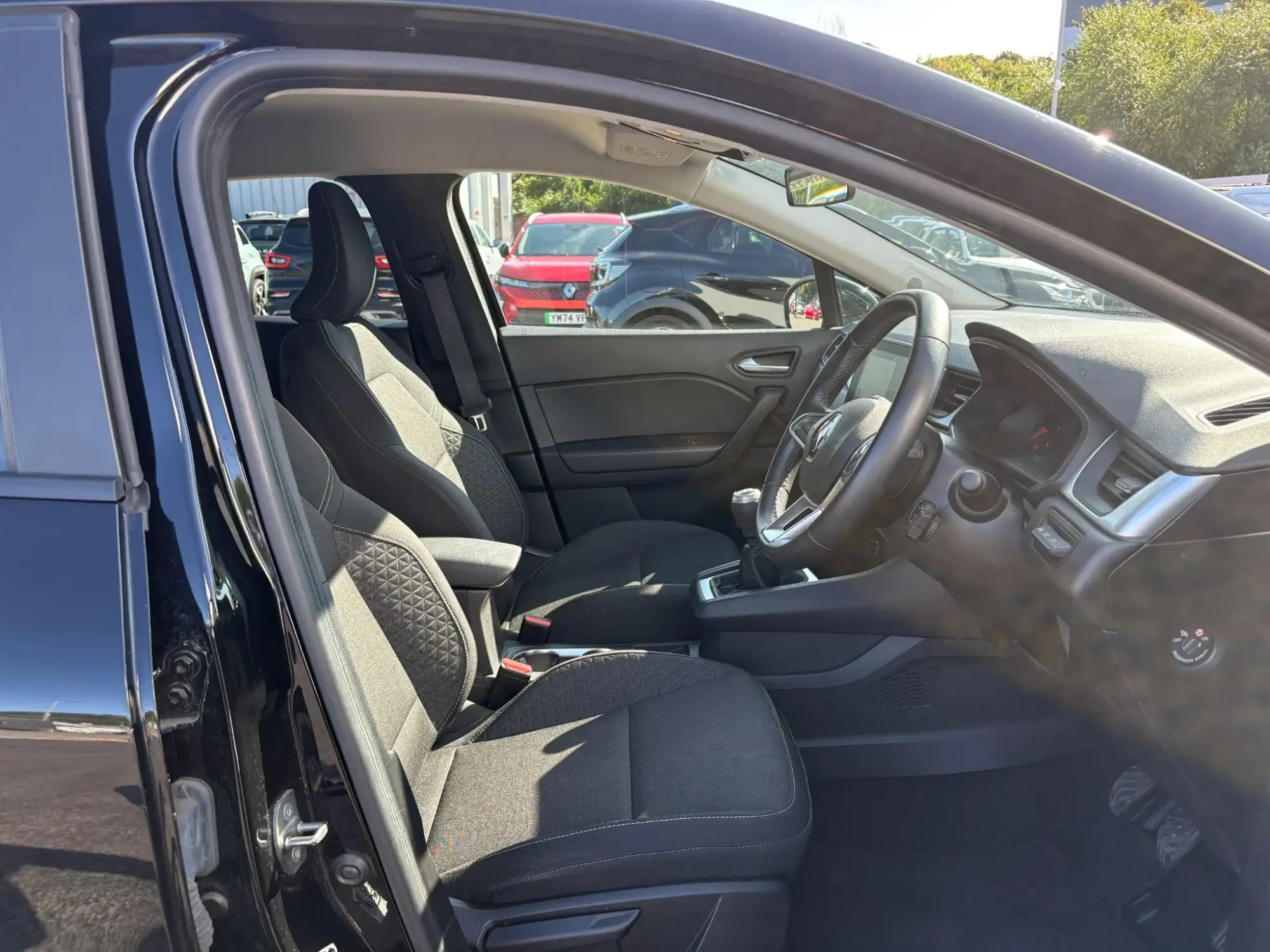Renault Captur Image 10
