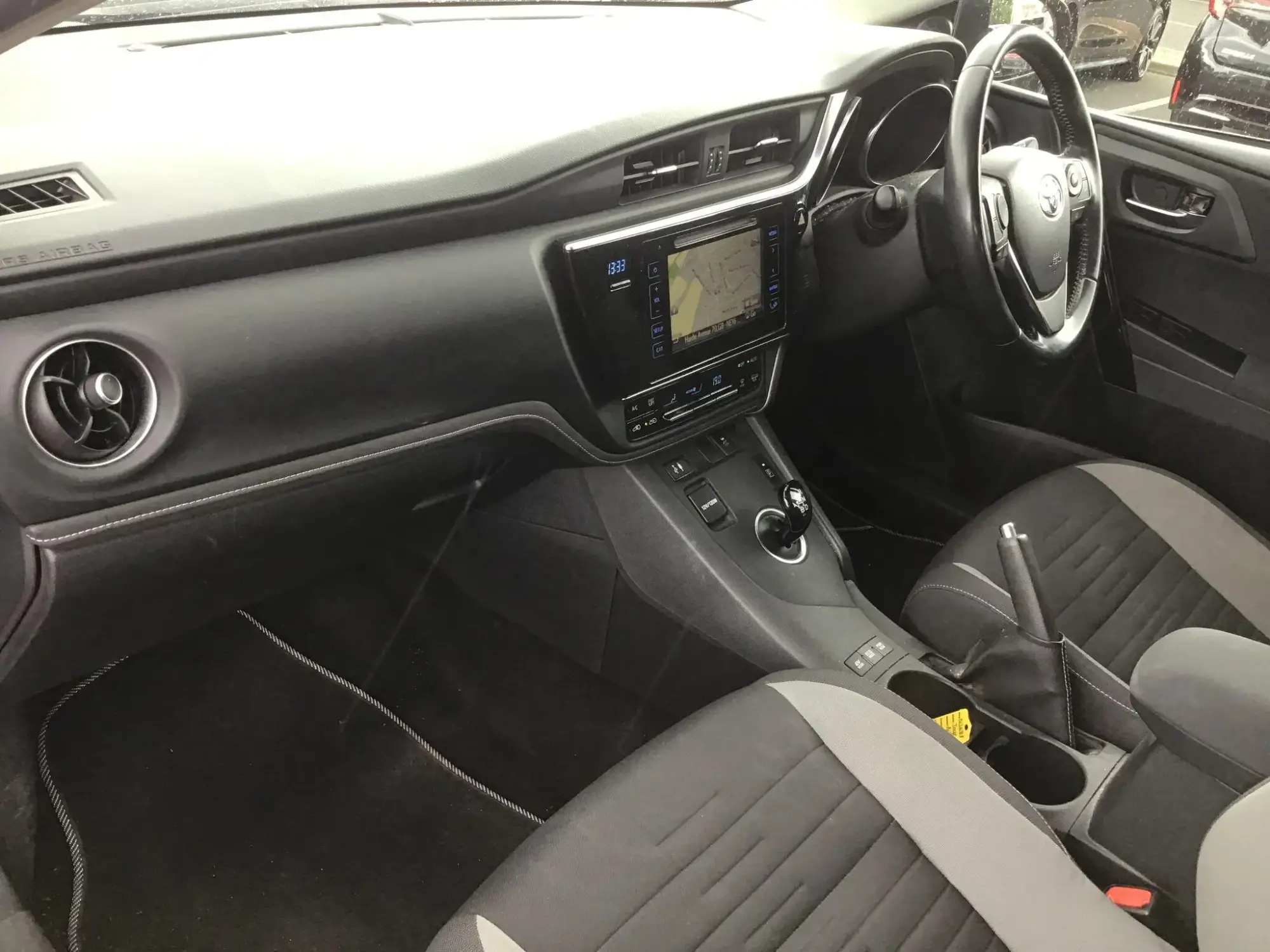 Toyota Auris Image 5 Toyota Auris Image 5