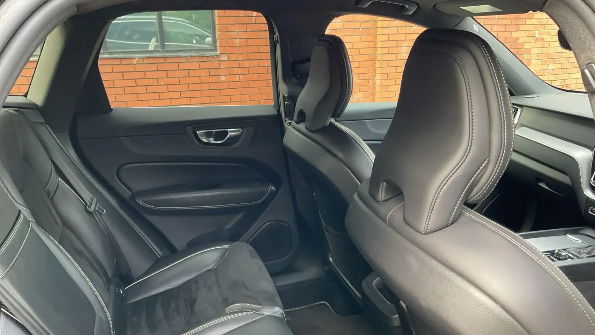 Volvo XC60 Image 6