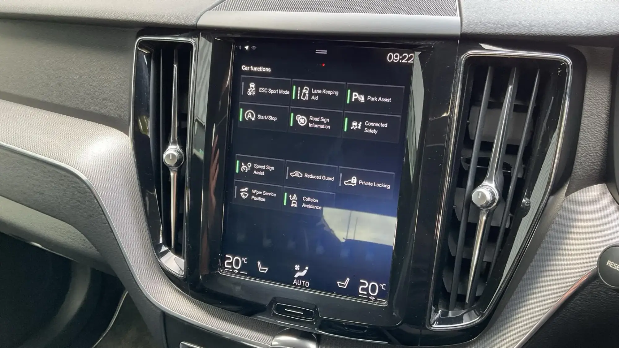 Volvo XC60 Image 17