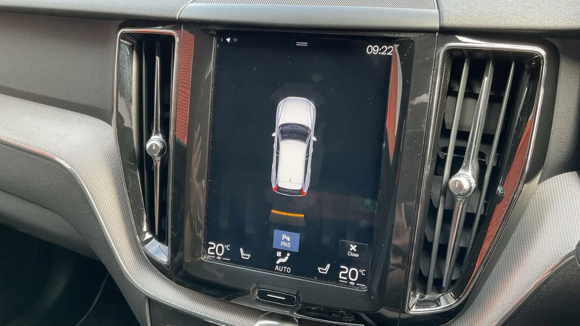 Volvo XC60 Image 19