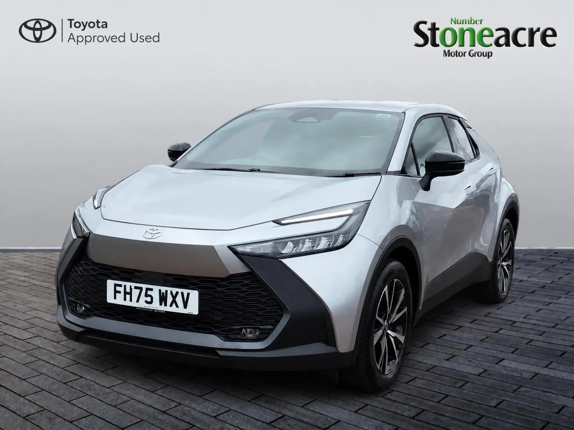 Toyota C-HR Plug-in Hybrid Image 3
