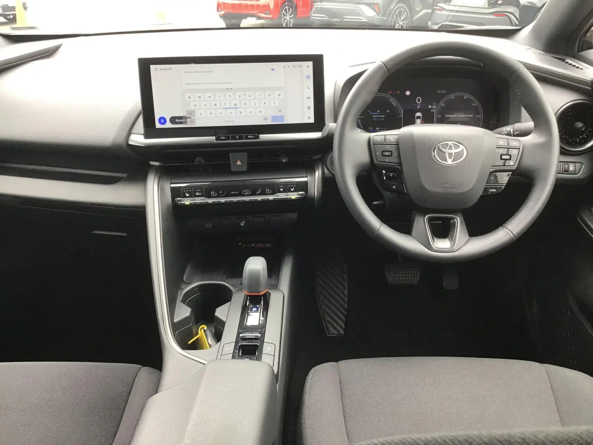 Toyota C-HR Plug-in Hybrid Image 6