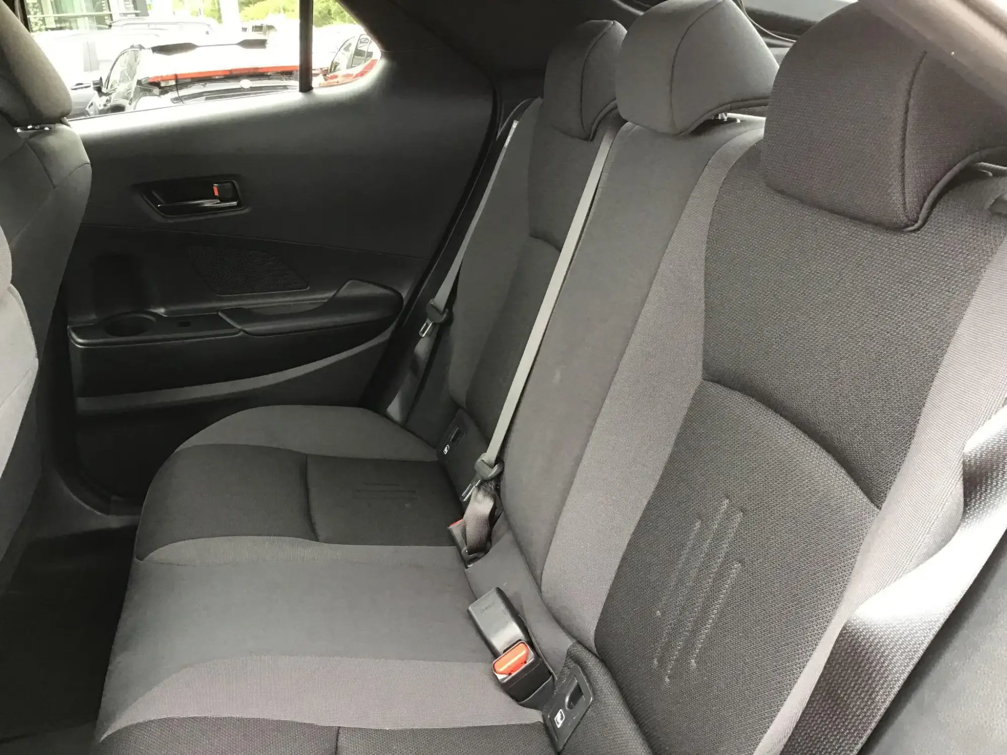 Toyota C-HR Plug-in Hybrid Image 14