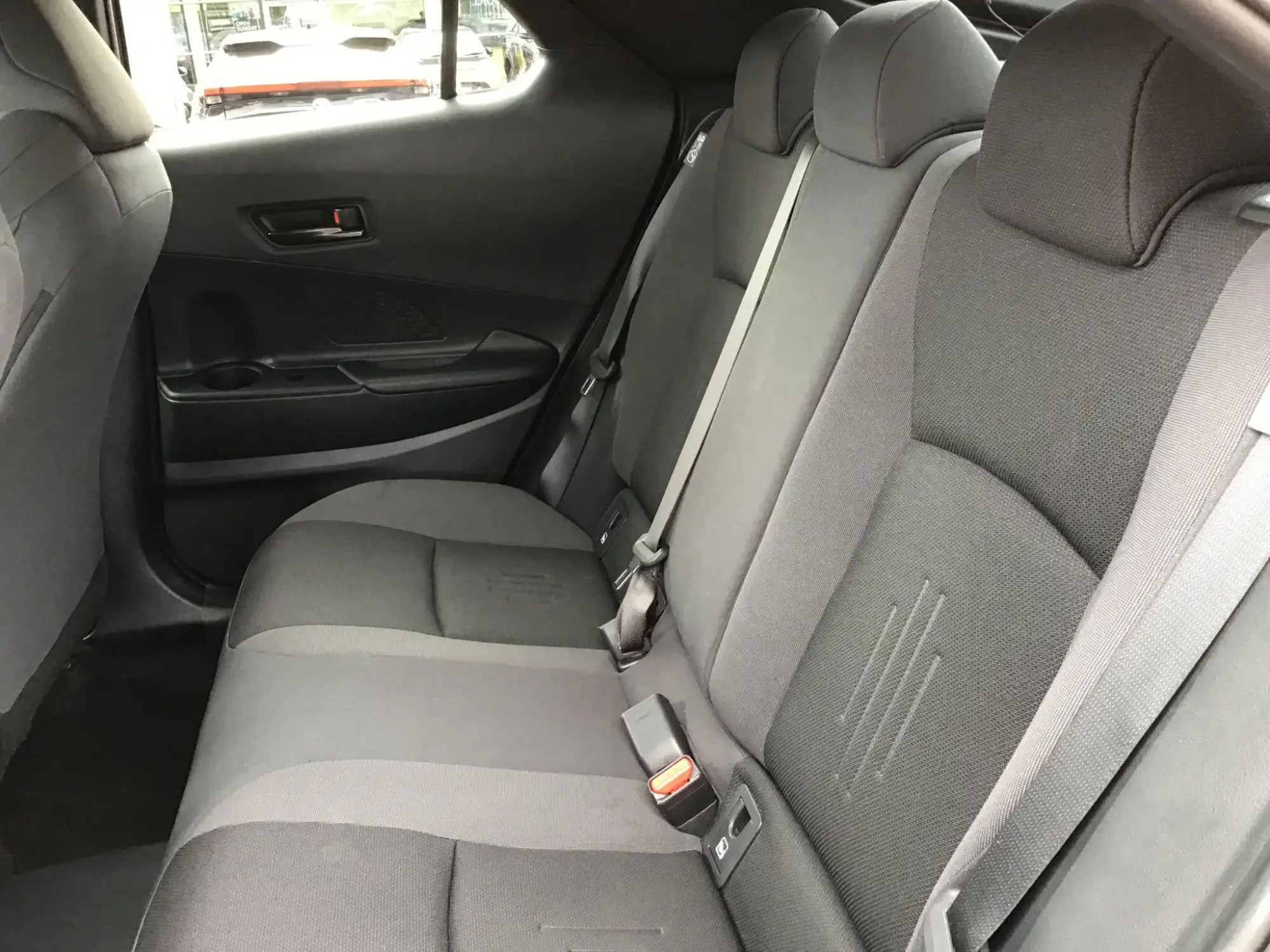 Toyota C-HR Plug-in Hybrid Image 15