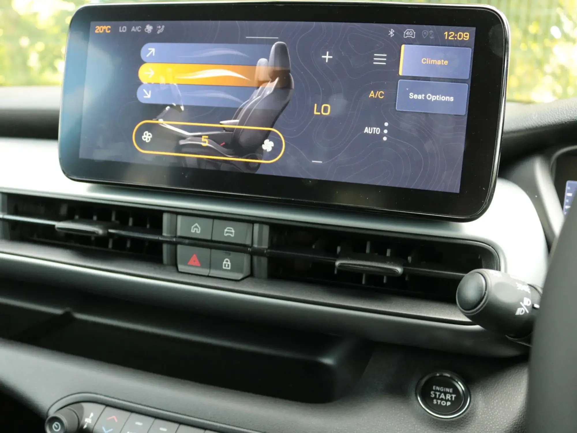 Jeep Avenger e-Hybrid Image 18 Jeep Avenger e-Hybrid Image 18