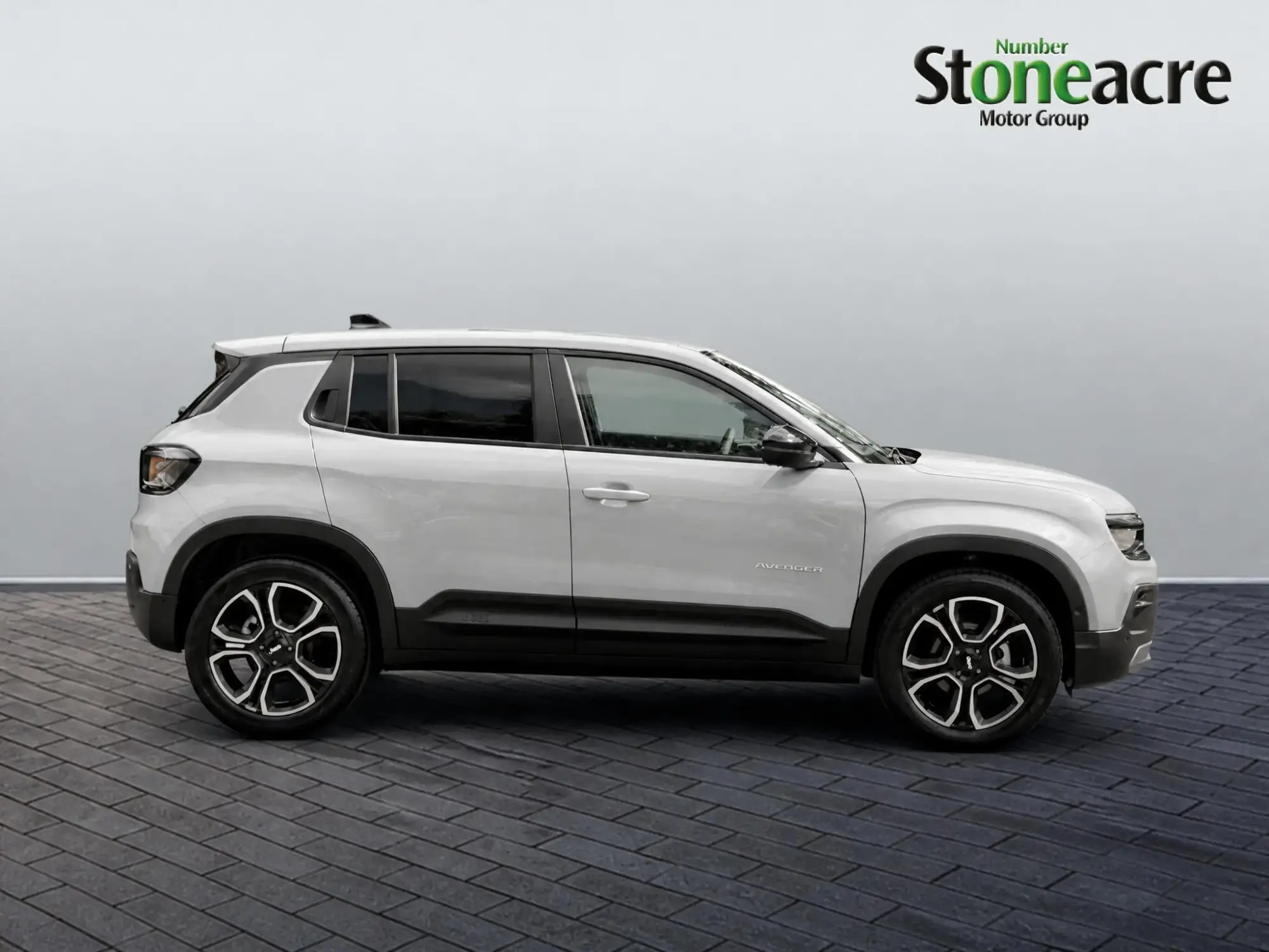 Jeep Avenger 1.2 Skyview Euro 6 (s/s) 5dr DG26OMR Image 2 Jeep Avenger 1.2 Skyview Euro 6 (s/s) 5dr DG26OMR Image 2