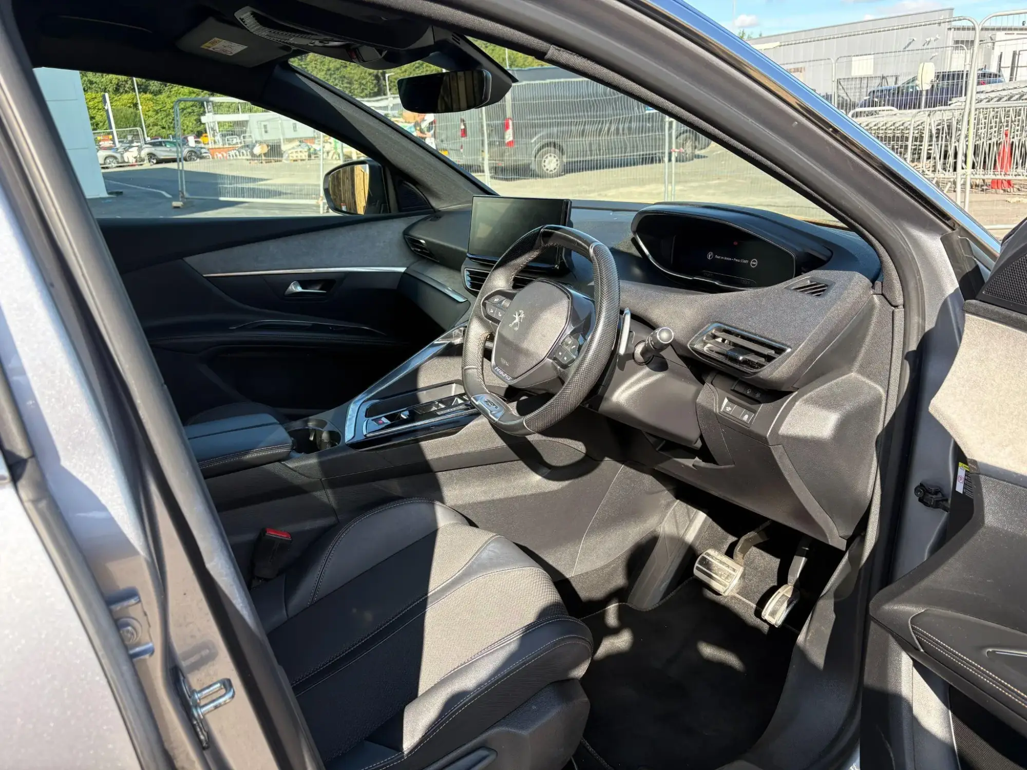 Peugeot 5008 Image 9
