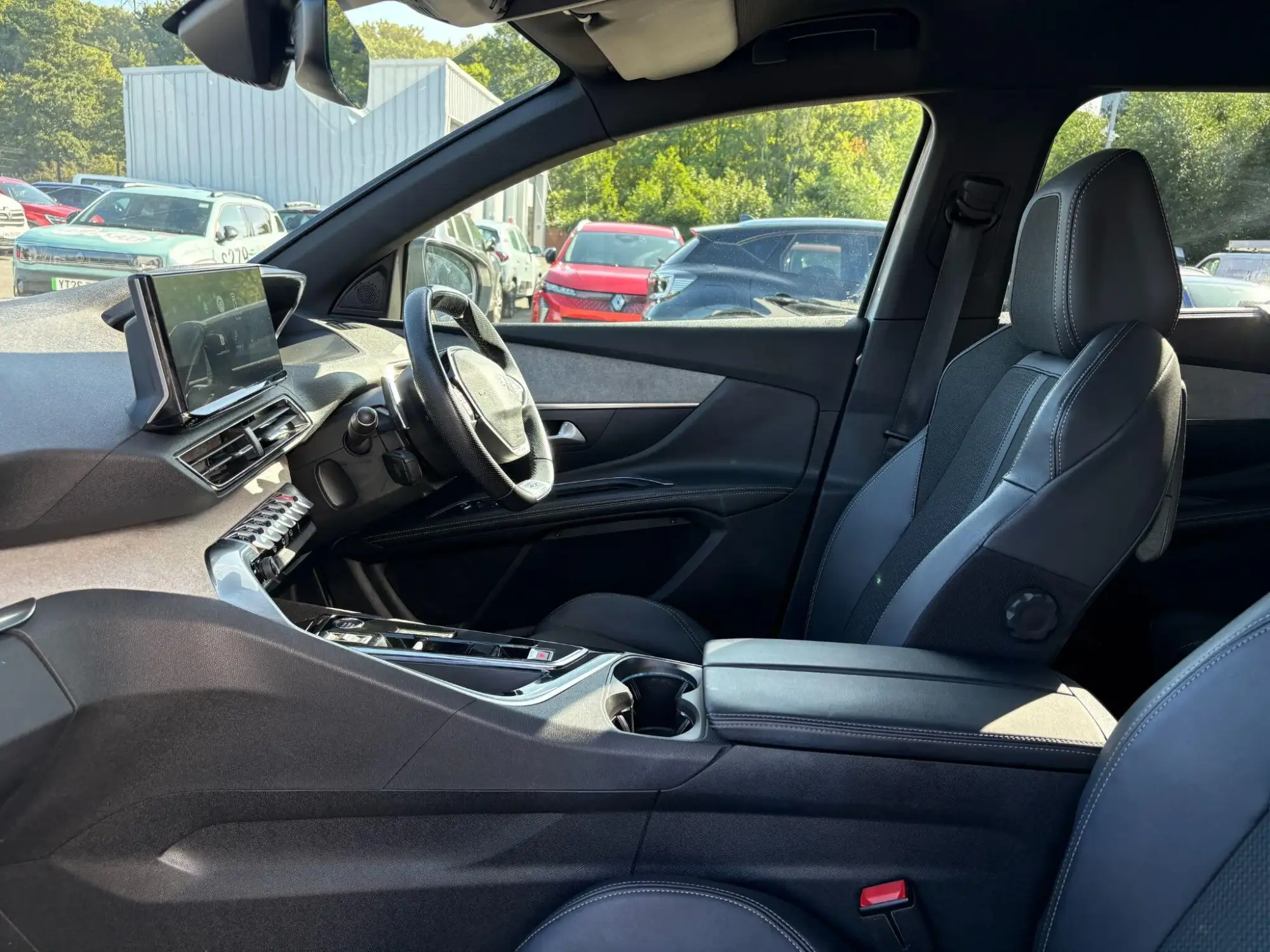 Peugeot 5008 Image 14