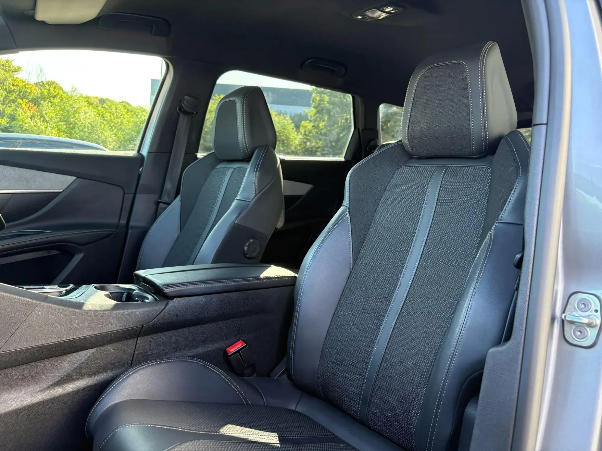 Peugeot 5008 Image 15