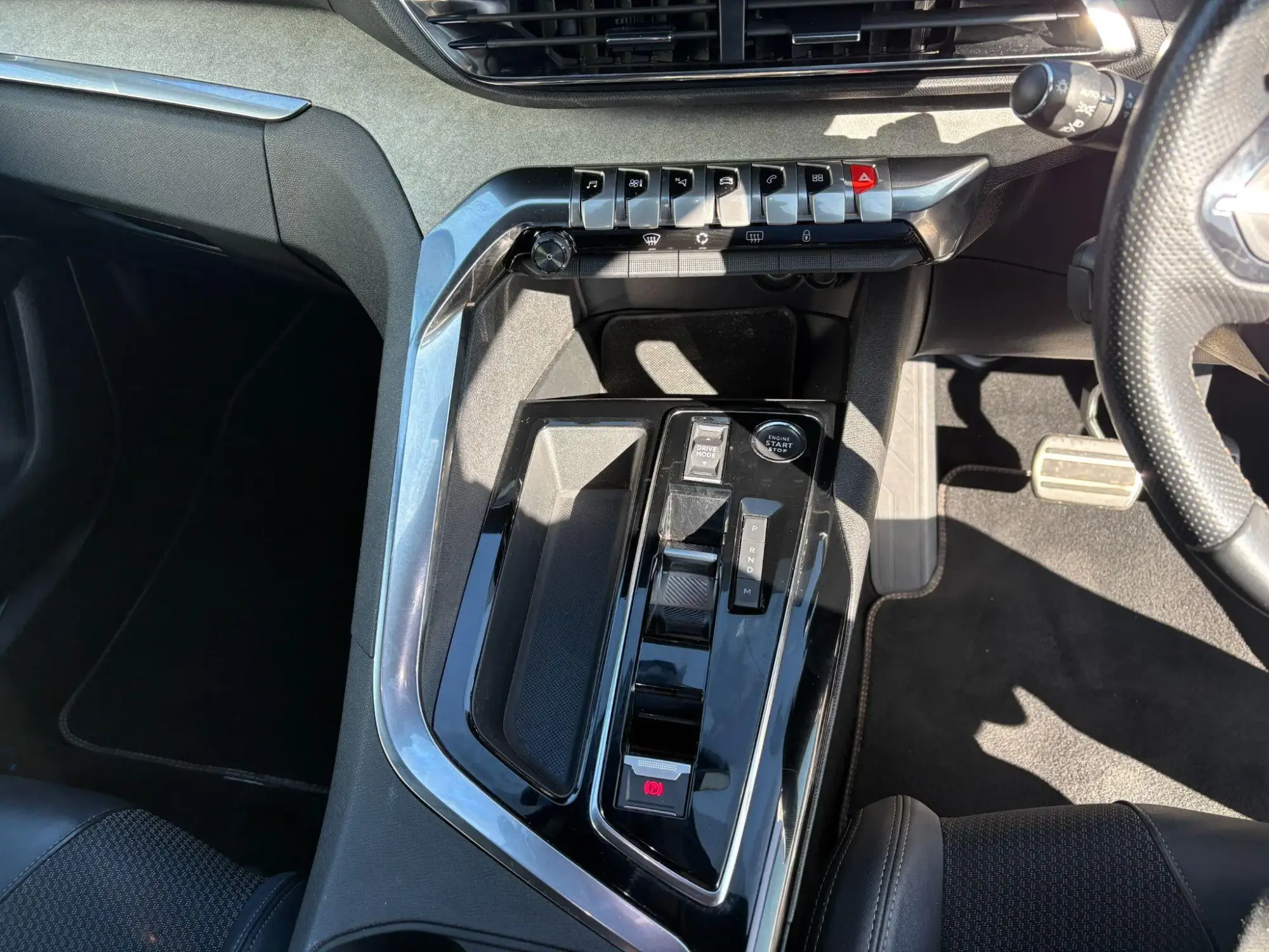 Peugeot 5008 Image 18
