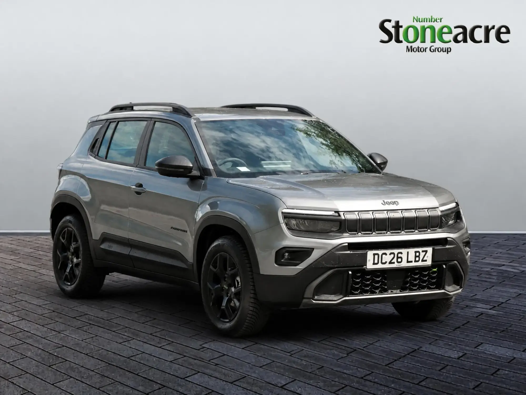 Jeep Avenger 1.2 e-Hybrid MHEV Upland DCT E-AWD Euro 6 (s/s) 5dr DC26LBZ Image 1 Jeep Avenger 1.2 e-Hybrid MHEV Upland DCT E-AWD Euro 6 (s/s) 5dr DC26LBZ Image 1