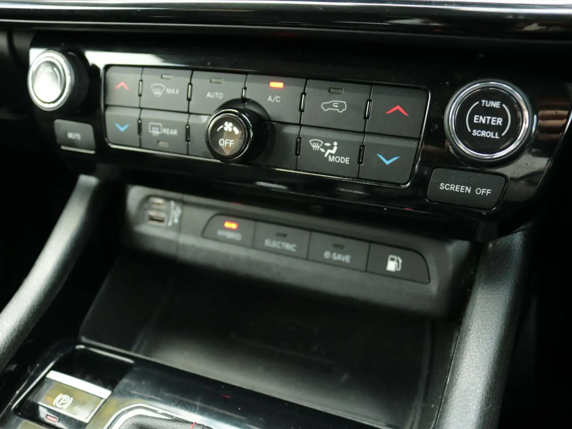 Jeep Compass 4XE Image 25 Jeep Compass 4XE Image 25