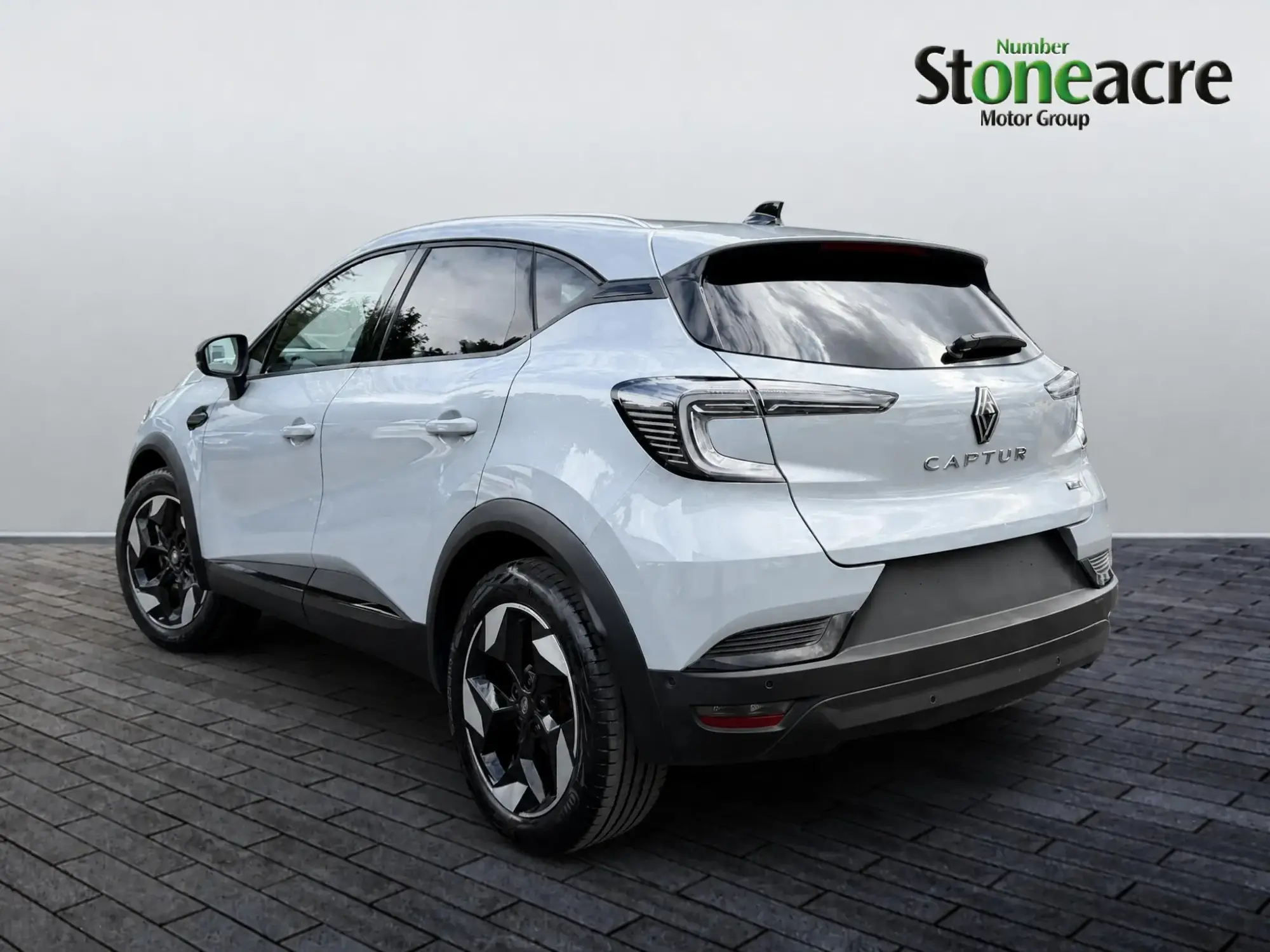 Renault Captur E-Tech Image 5