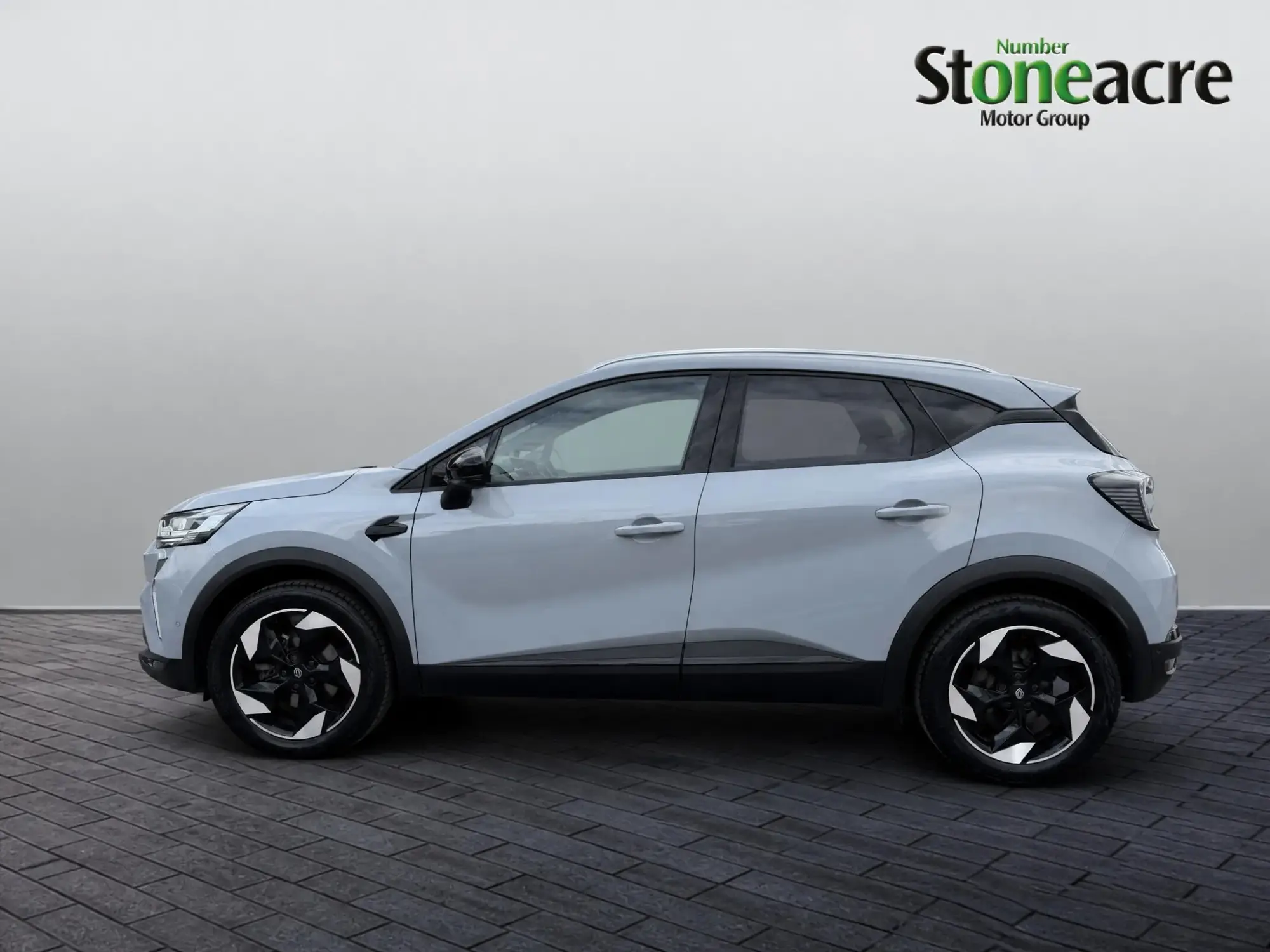 Renault Captur E-Tech Image 6