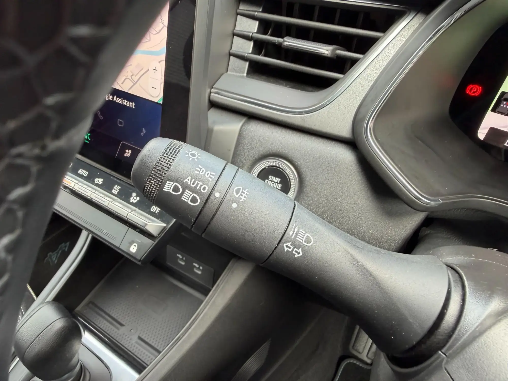 Renault Captur E-Tech Image 15