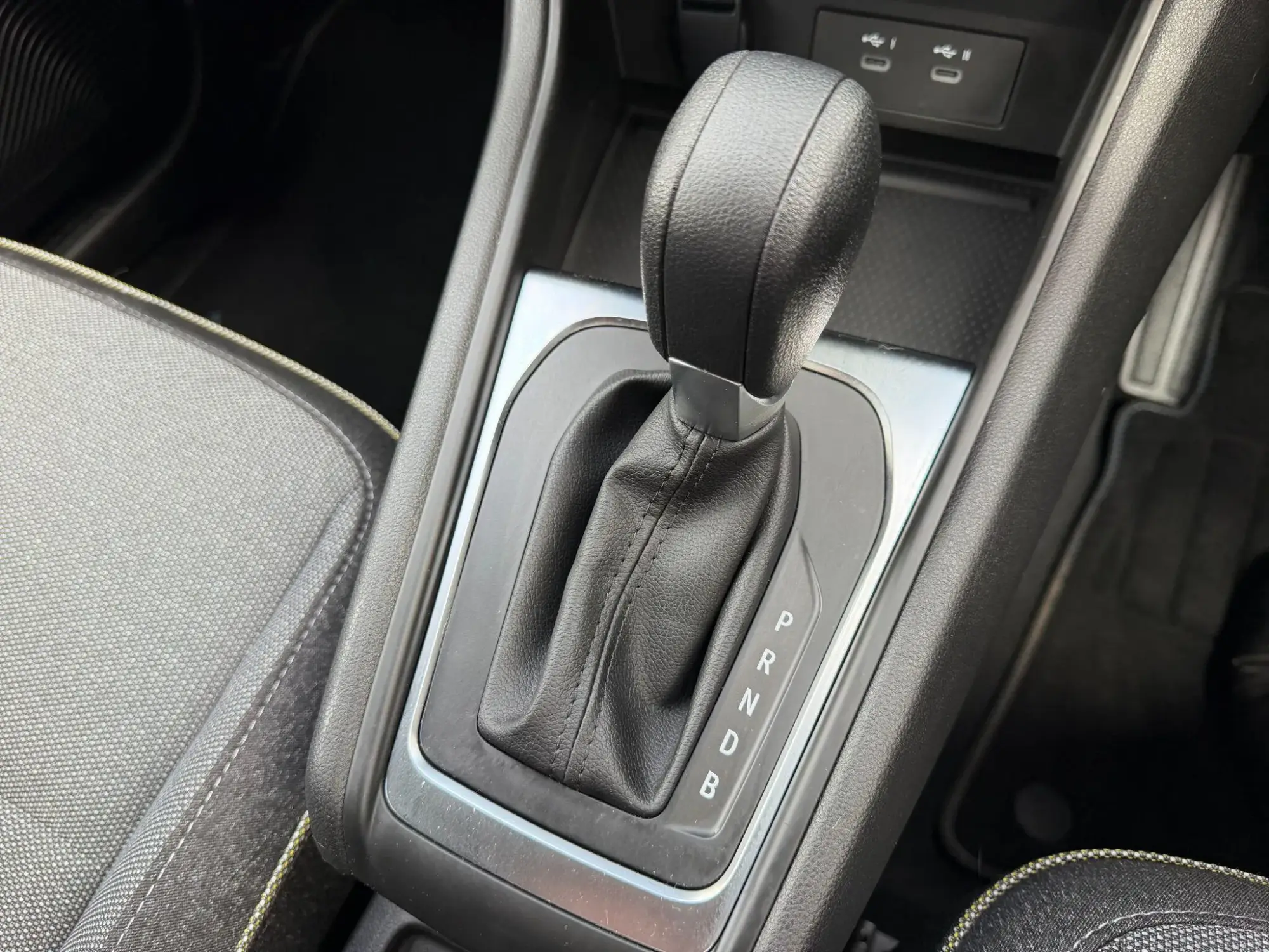 Renault Captur E-Tech Image 23