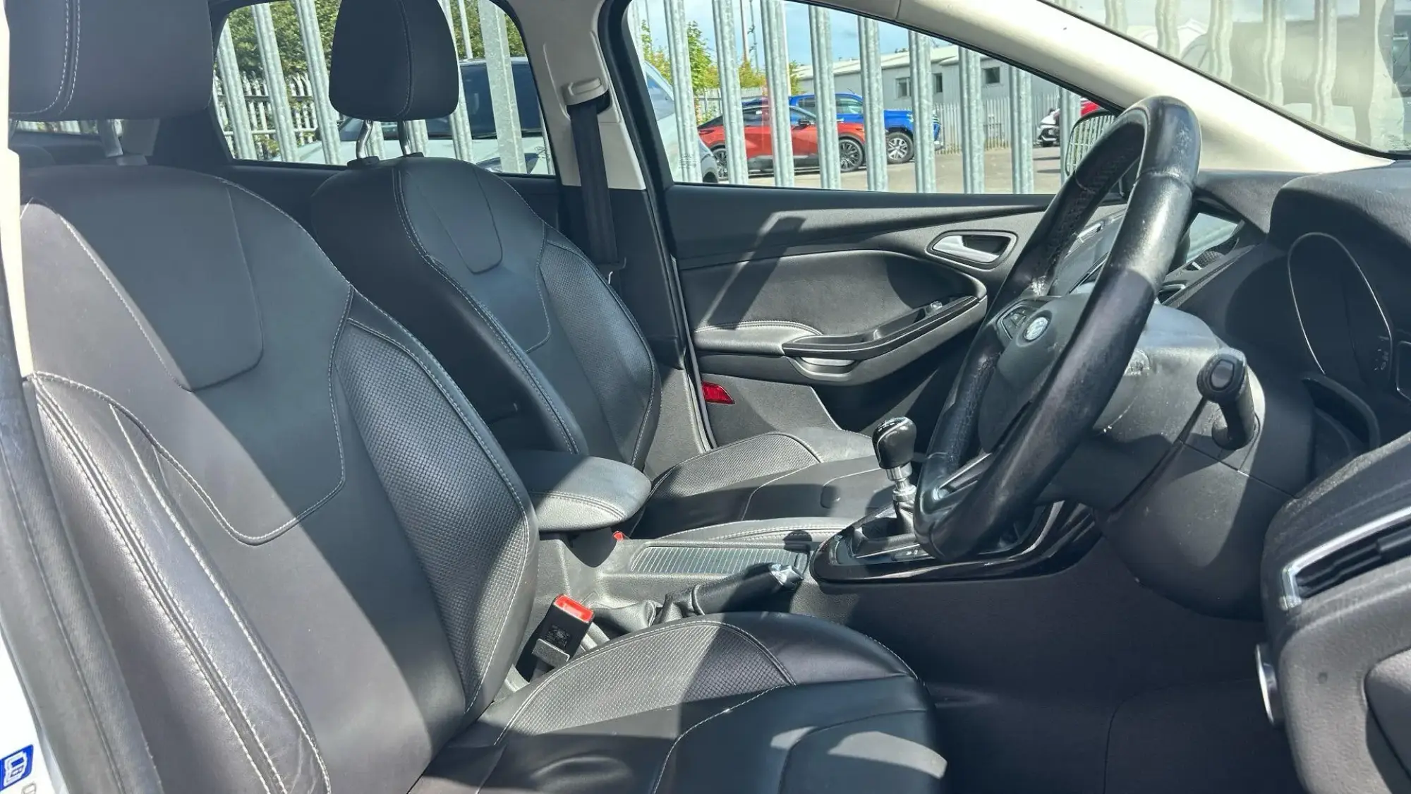 Ford Focus Image 15 Ford Focus Image 15
