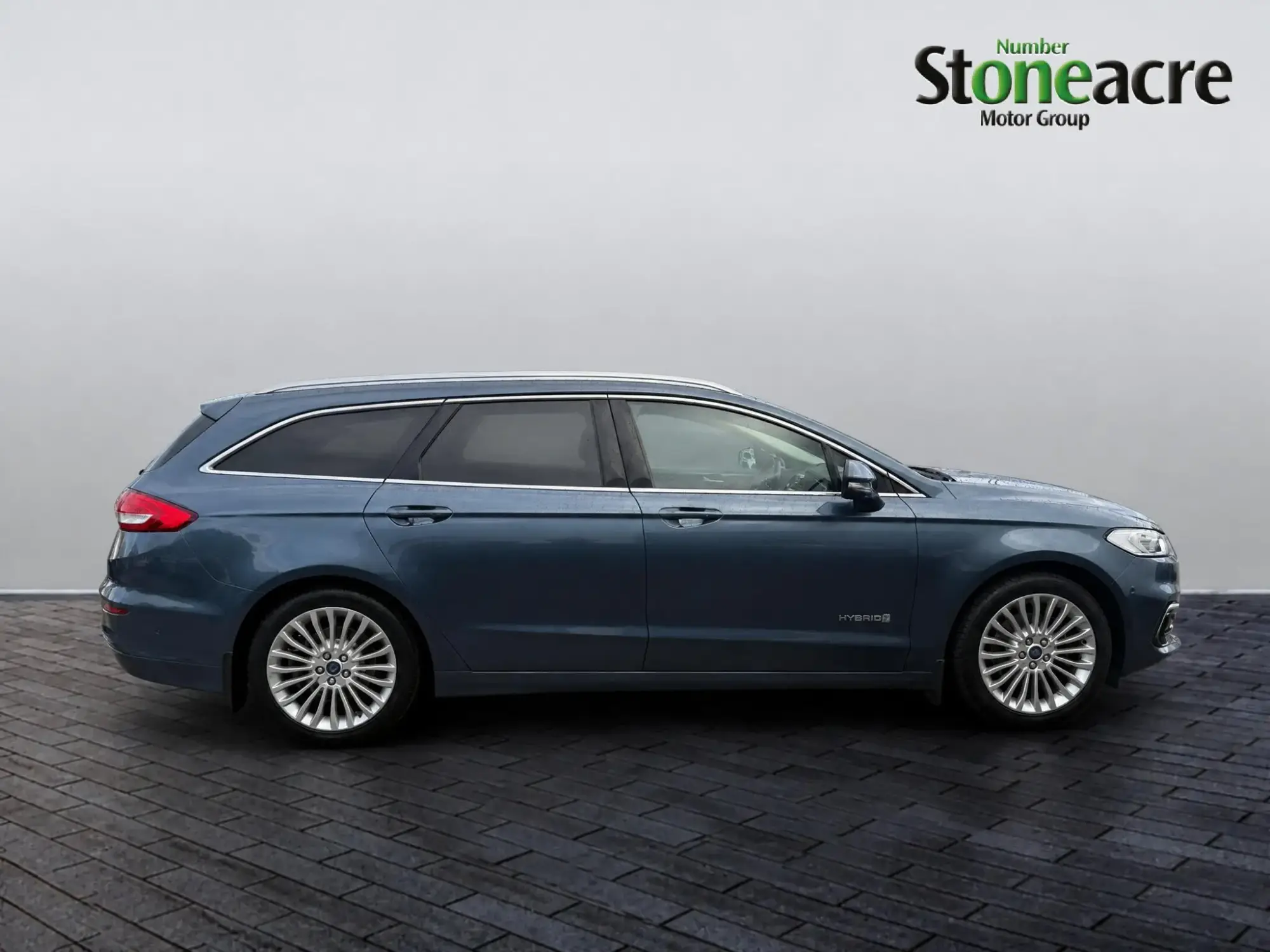 Ford Mondeo Image 2