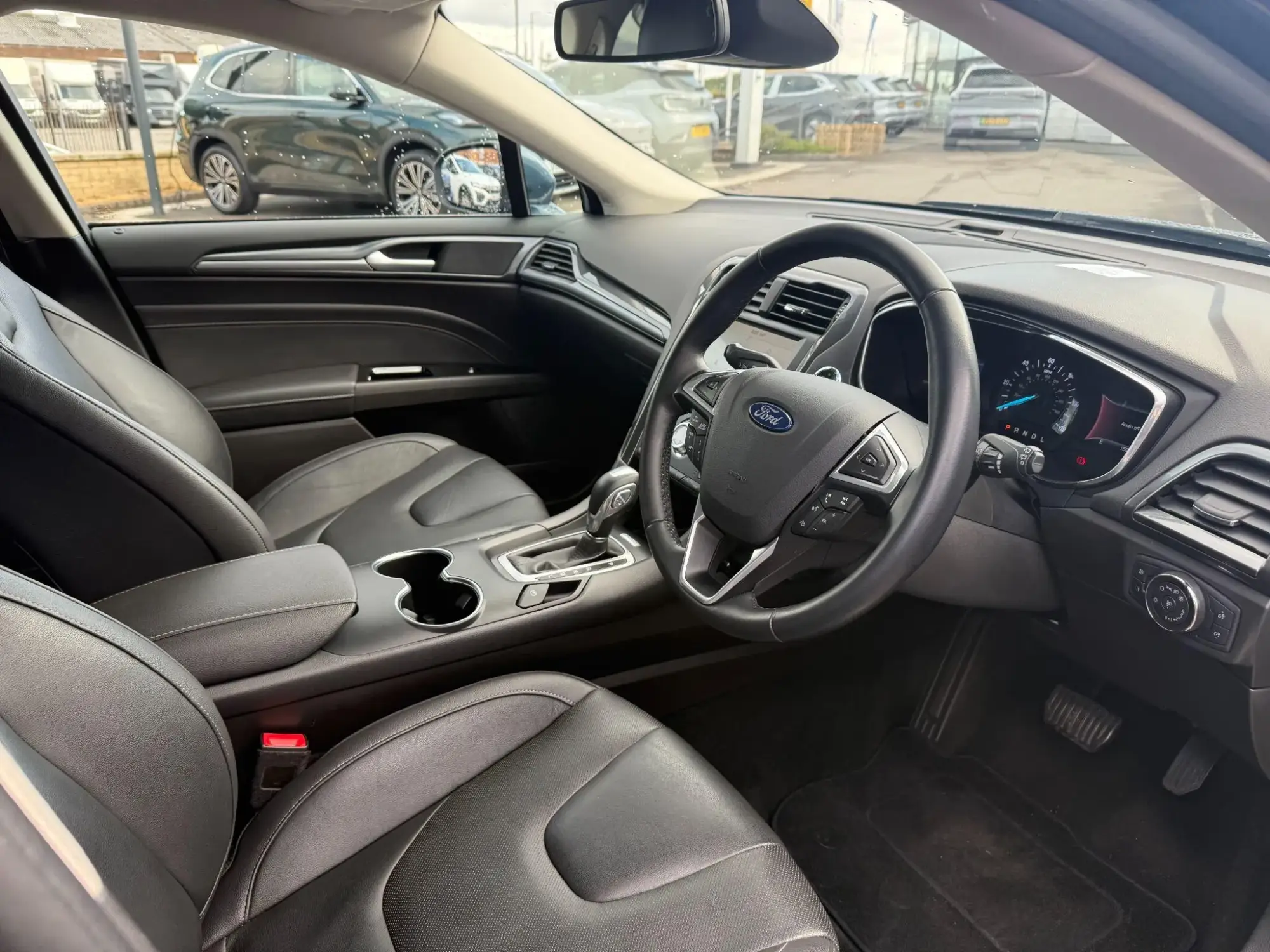 Ford Mondeo Image 15