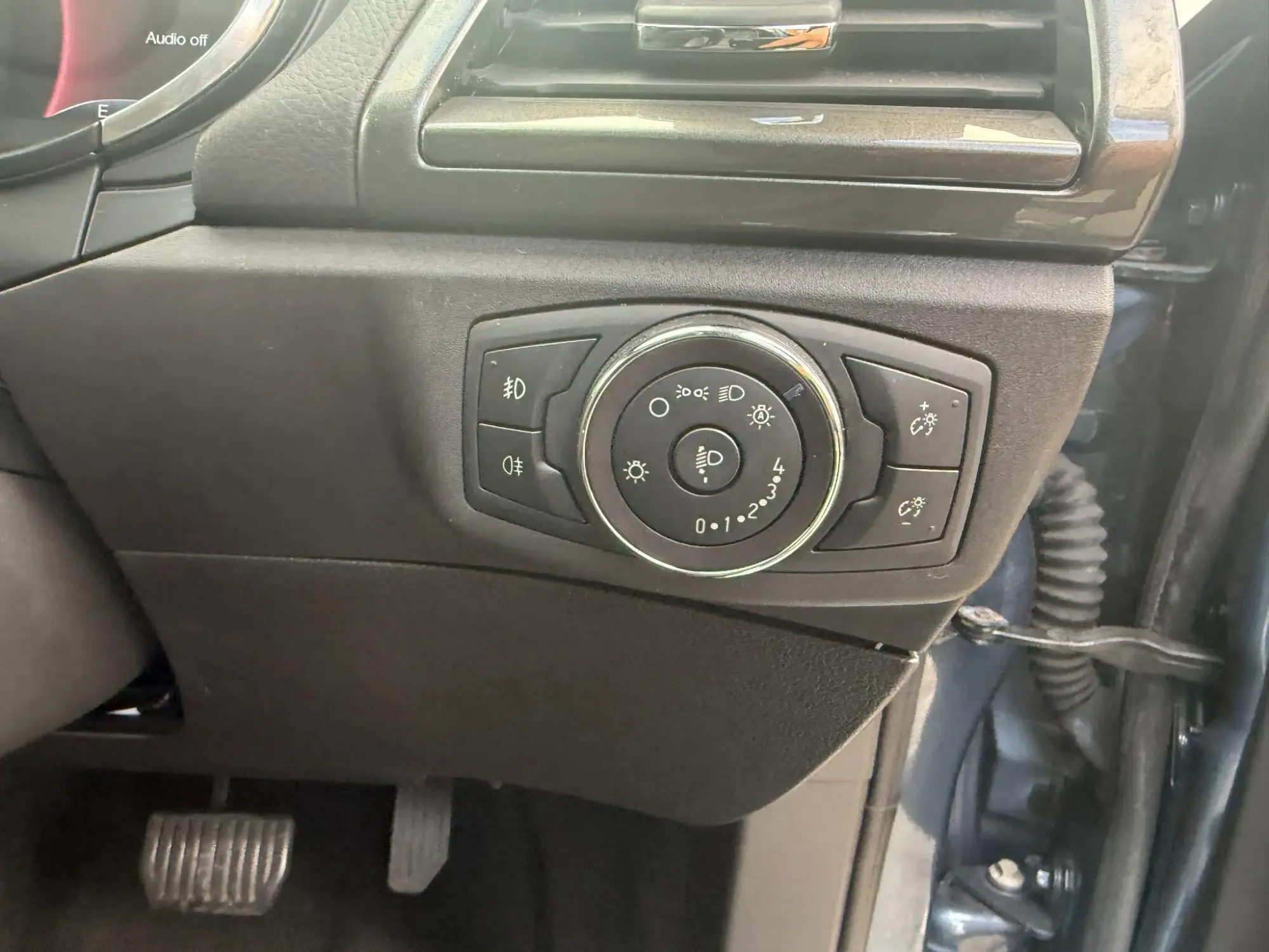 Ford Mondeo Image 22
