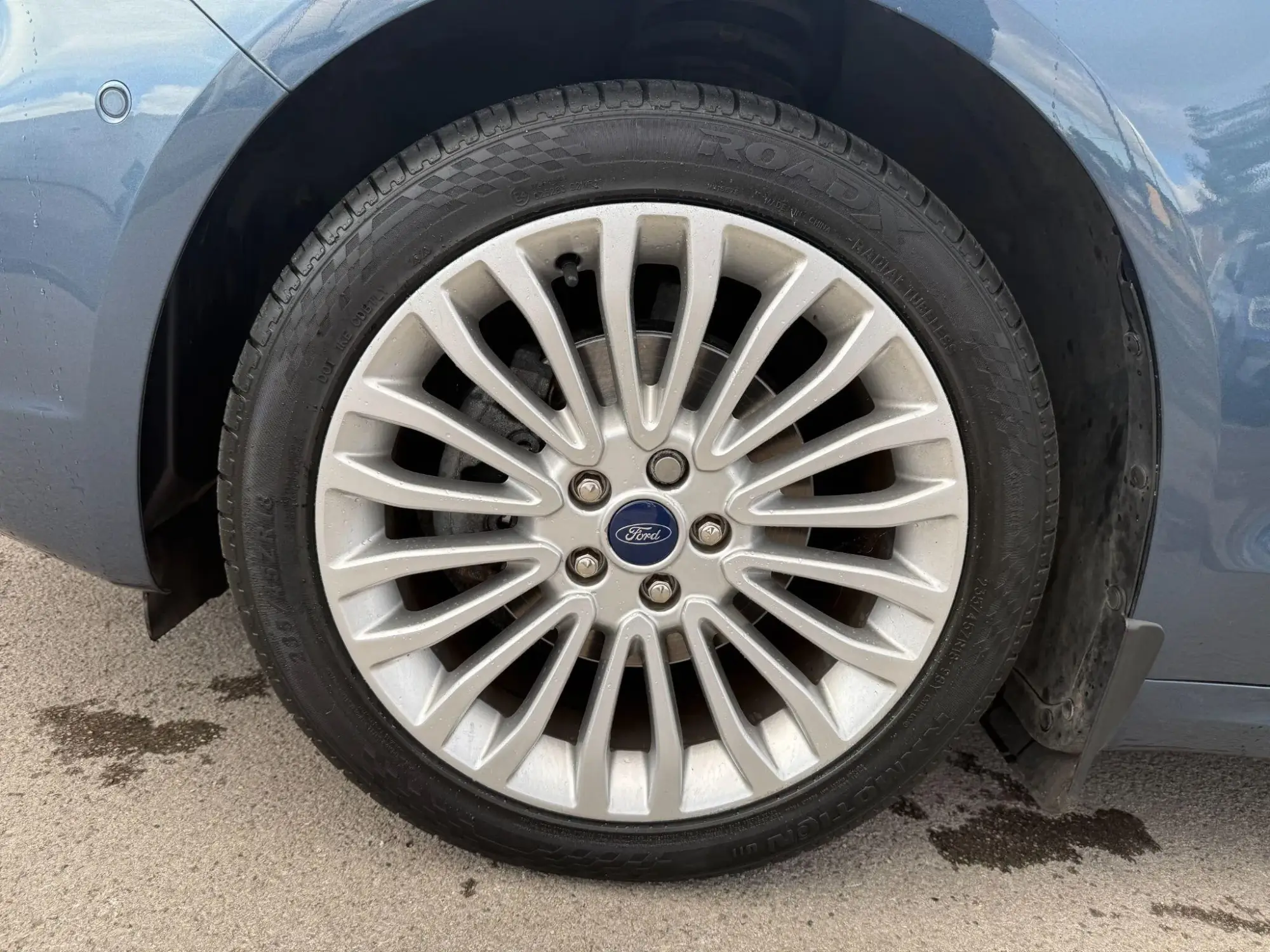 Ford Mondeo Image 32