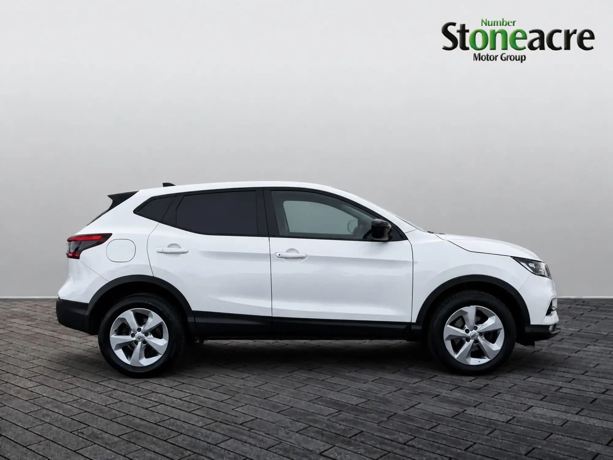 Nissan Qashqai Image 2 Nissan Qashqai Image 2