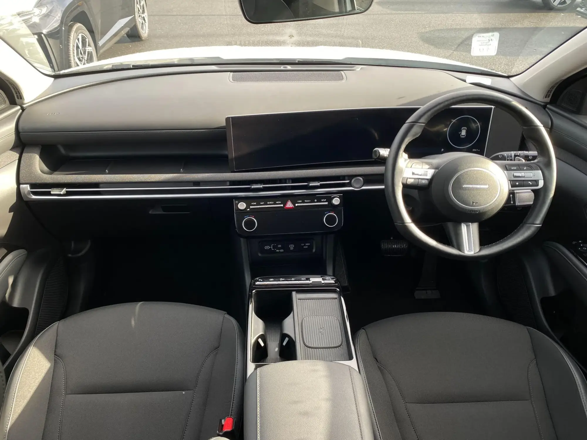 Hyundai TUCSON Plug-in Hybrid Image 9