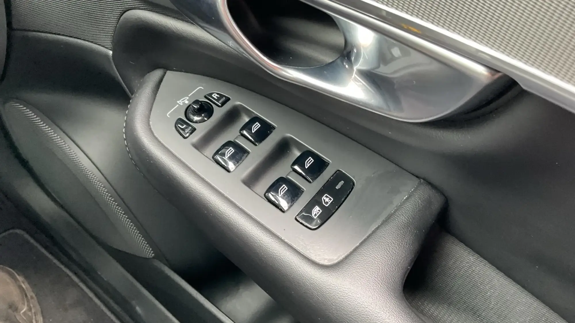 Volvo XC90 Image 24