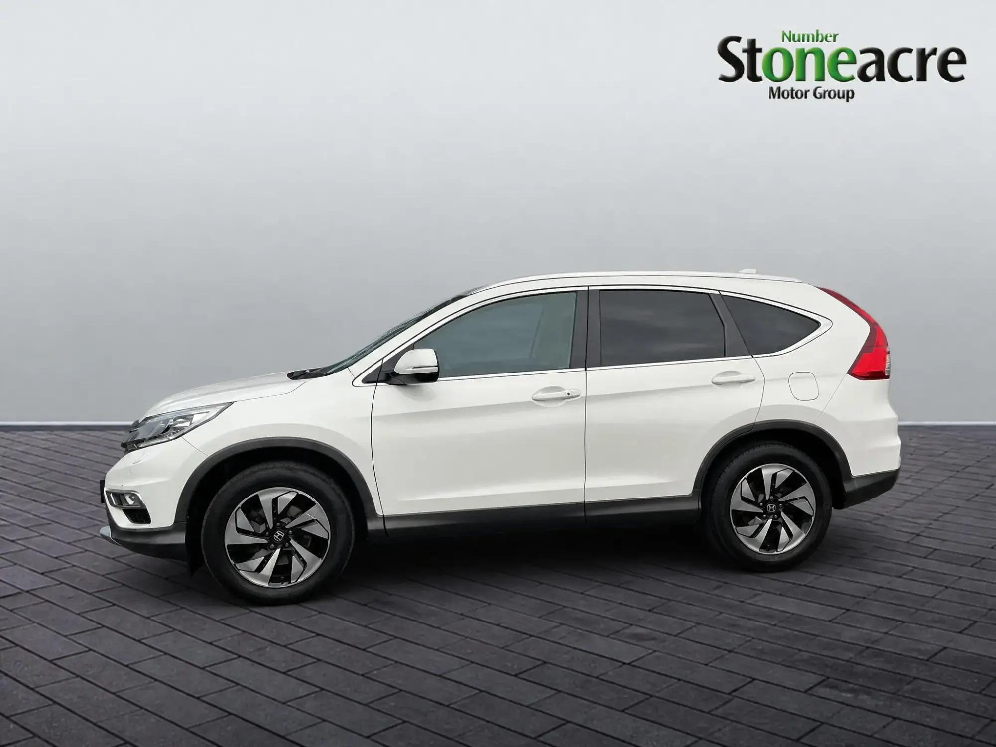 Honda CR-V Image 8 Honda CR-V Image 8