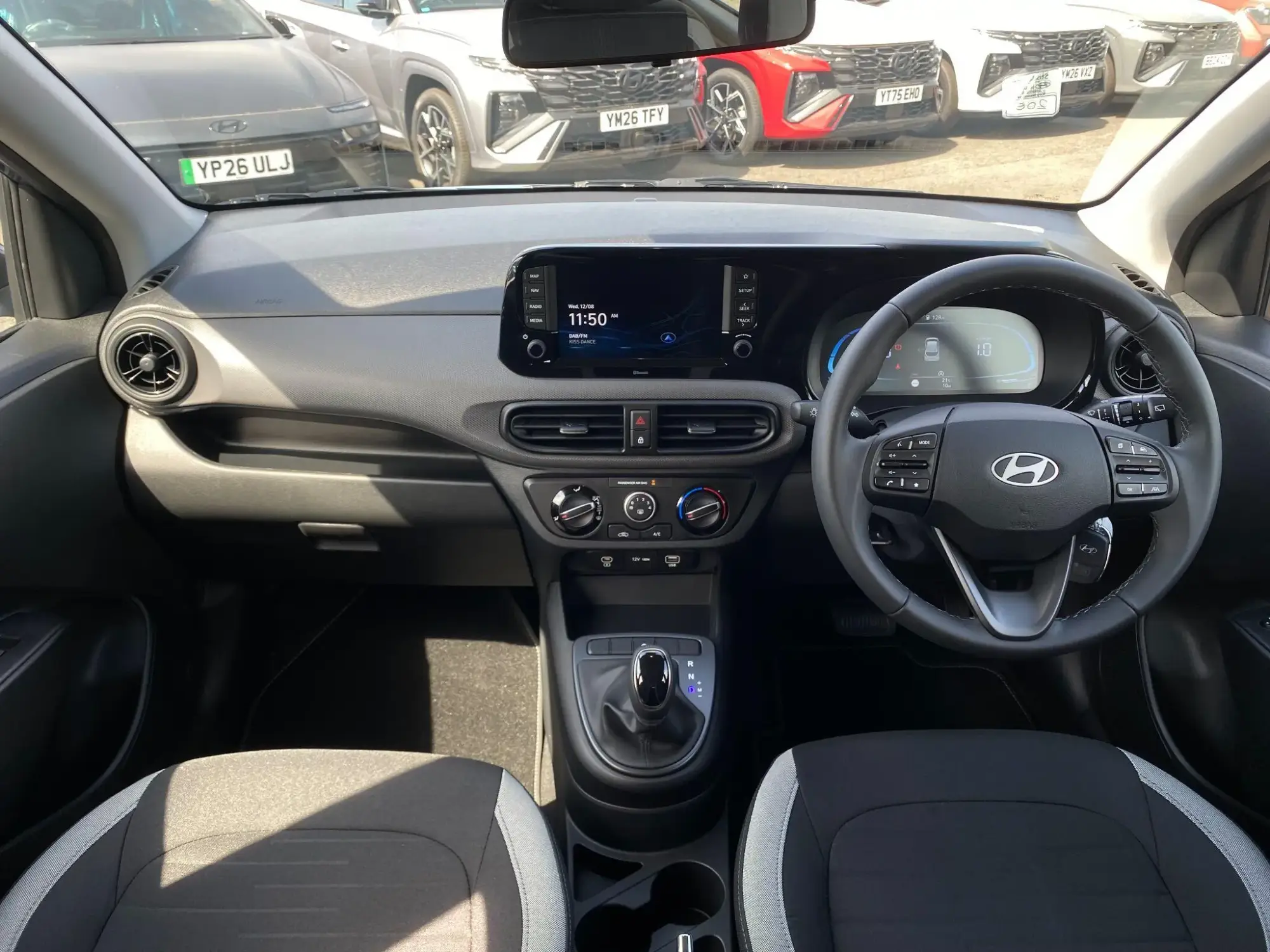 Hyundai i10 Image 11