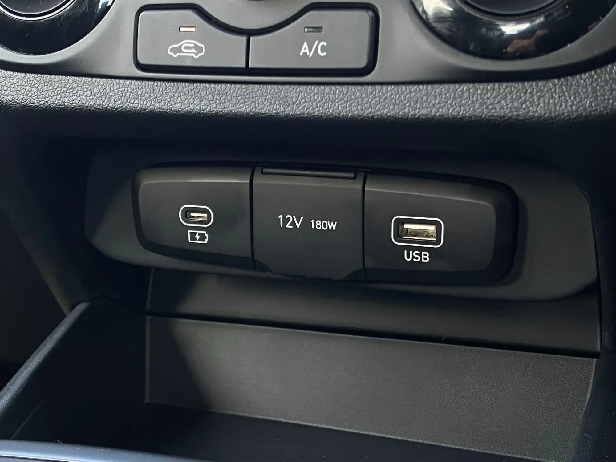 Hyundai i10 Image 15