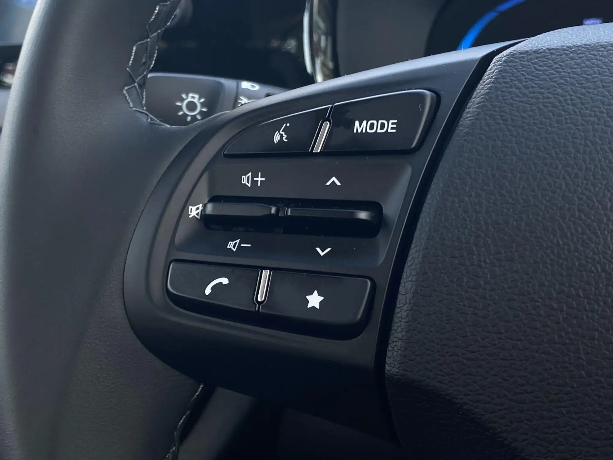 Hyundai i10 Image 18