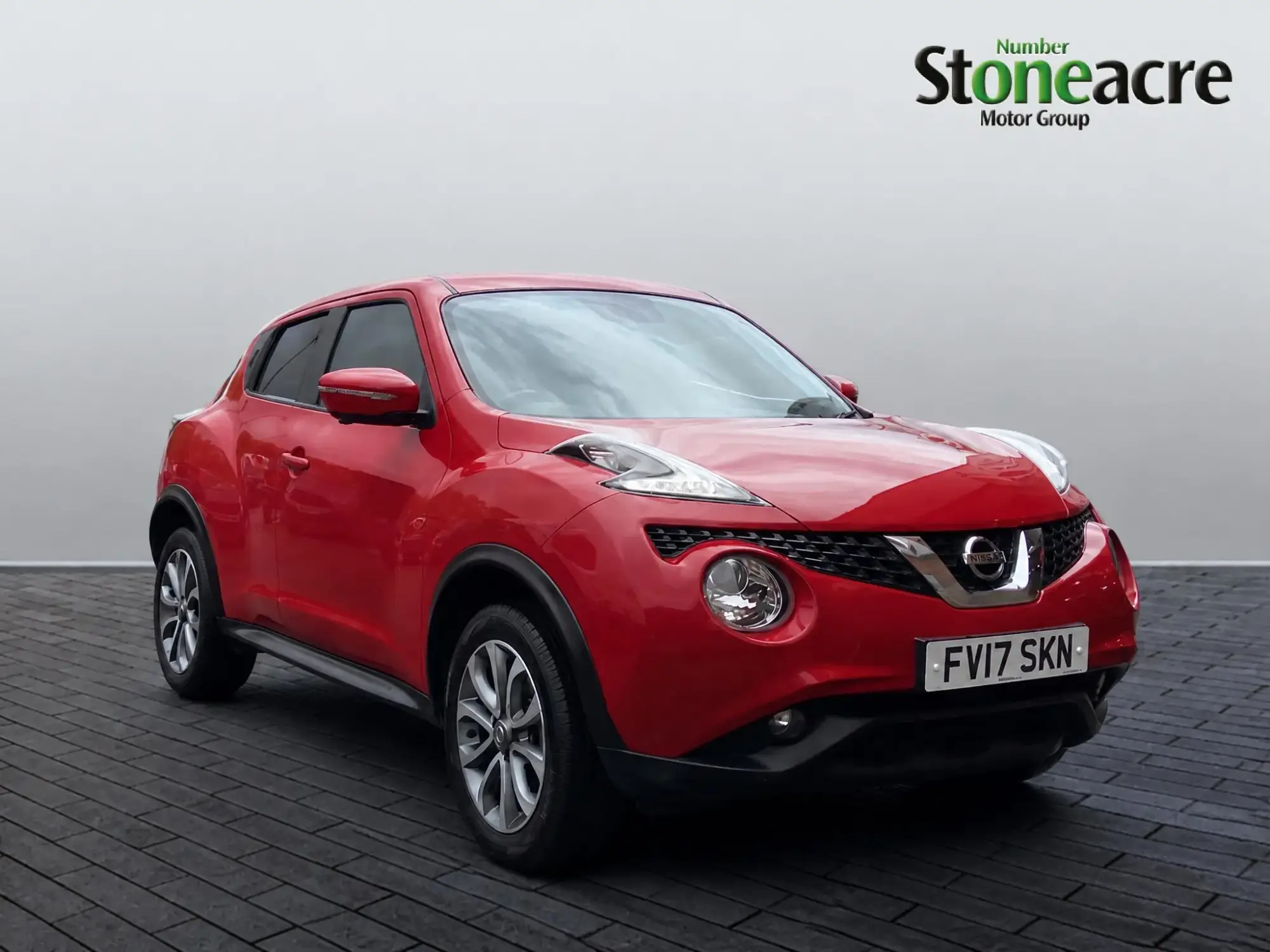 Nissan Juke 1.6 Tekna SUV 5dr Petrol XTRON Euro 6 (117 ps) FV17SKN Image 1 Nissan Juke 1.6 Tekna SUV 5dr Petrol XTRON Euro 6 (117 ps) FV17SKN Image 1