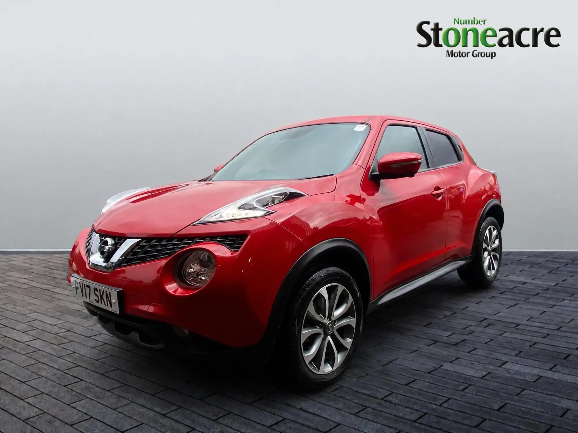 Nissan Juke 1.6 Tekna SUV 5dr Petrol XTRON Euro 6 (117 ps) FV17SKN Image 3 Nissan Juke 1.6 Tekna SUV 5dr Petrol XTRON Euro 6 (117 ps) FV17SKN Image 3