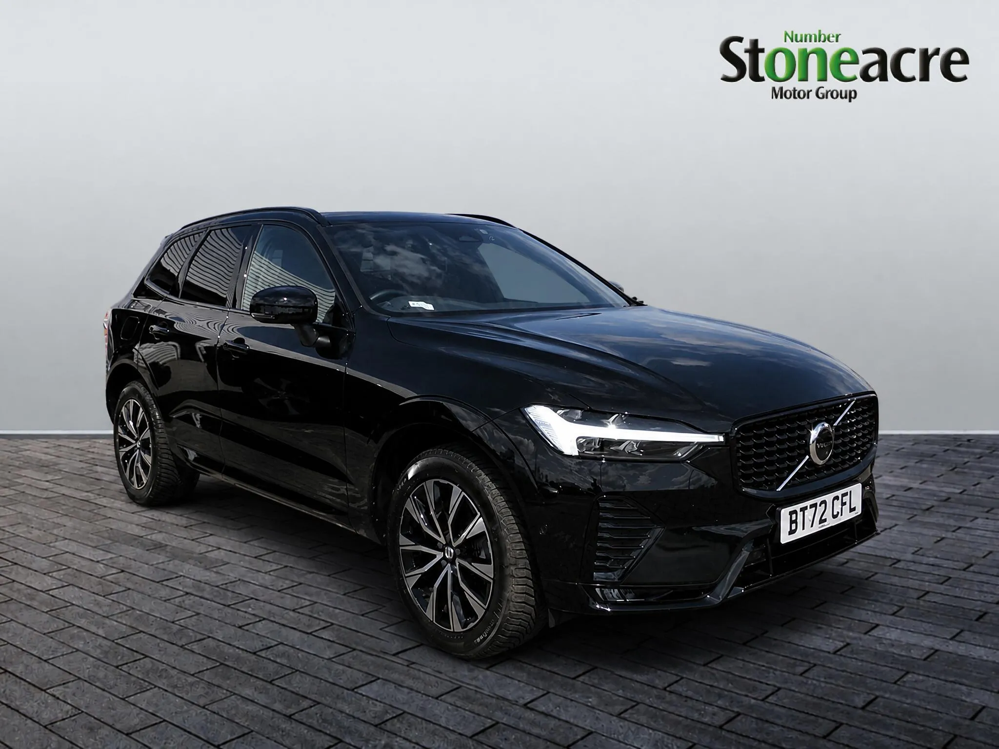 Volvo XC60 undefined Plus (Dark) B4 AWD mild hybrid (Diesel)