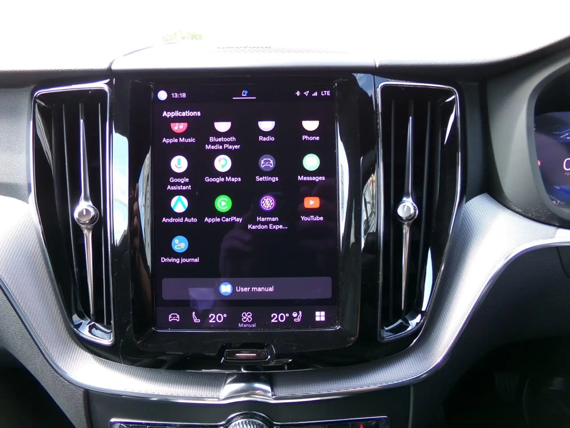 Volvo XC60 Image 18