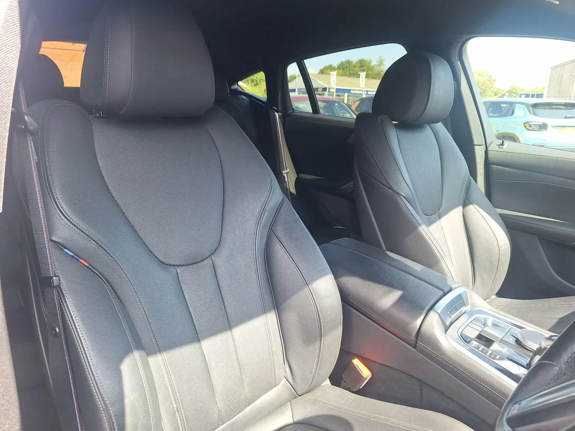 BMW X6 Image 12