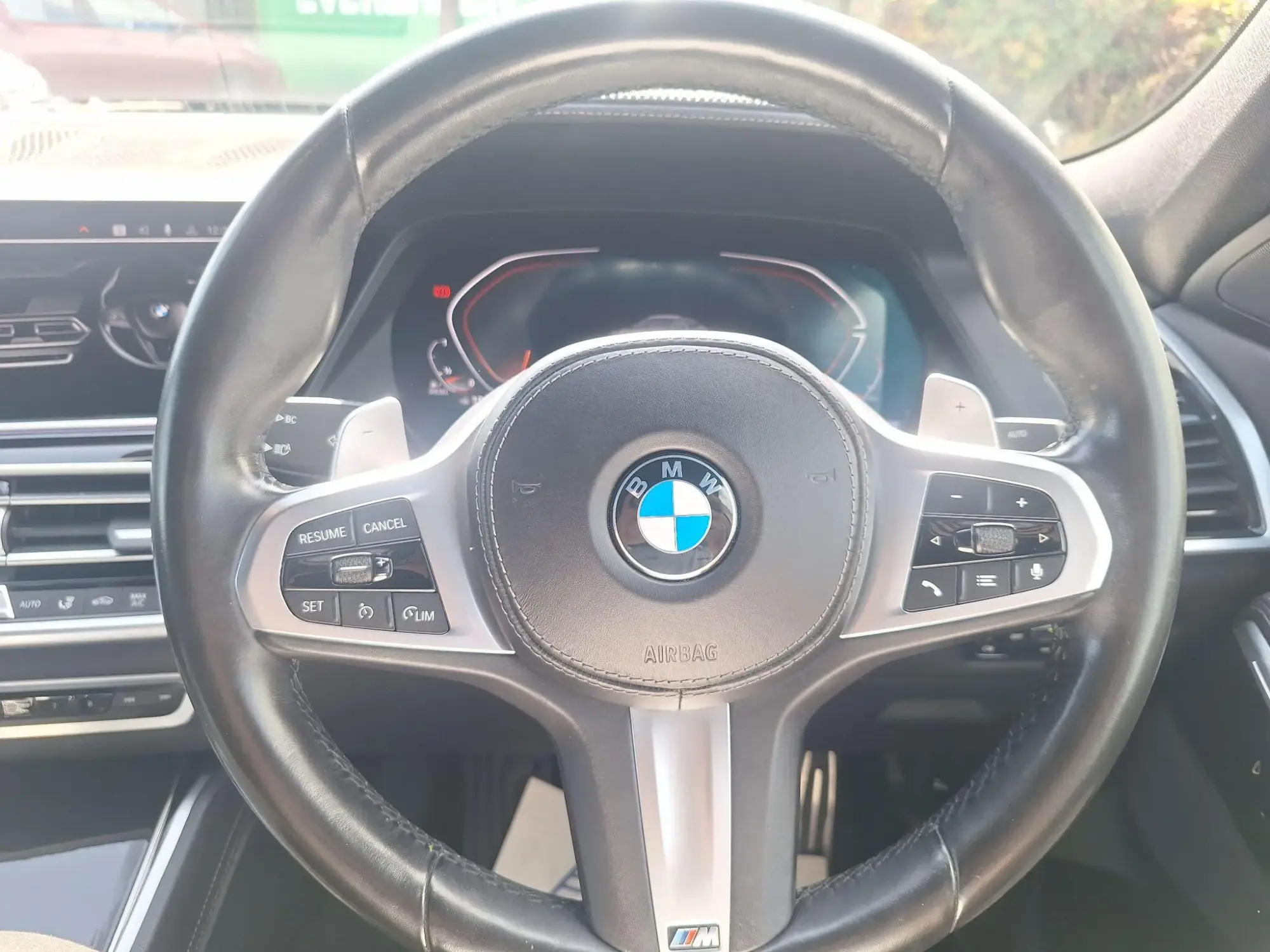 BMW X6 Image 29