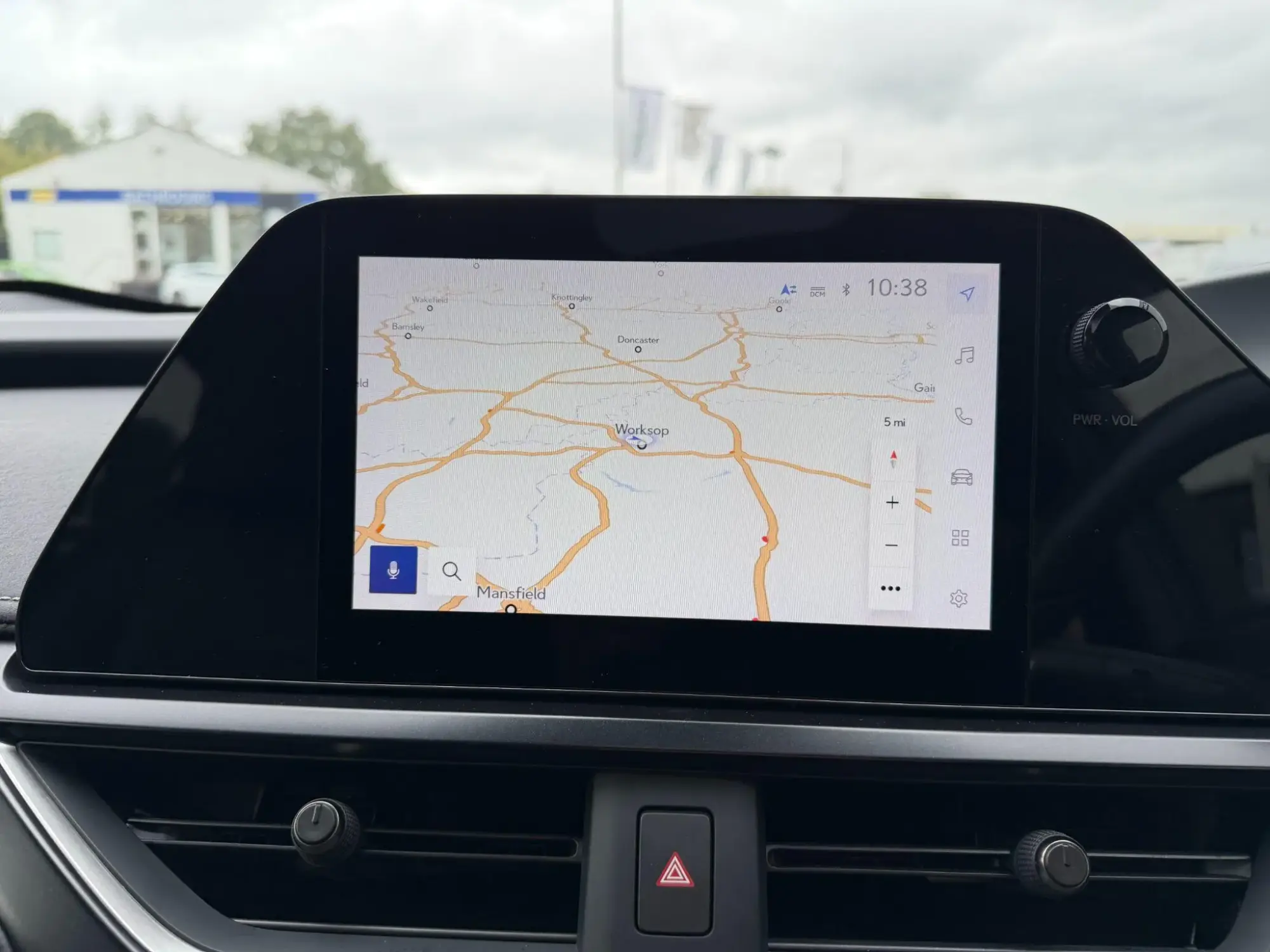 Lexus UX Self-Charging Hybrid Image 14 Lexus UX Self-Charging Hybrid Image 14