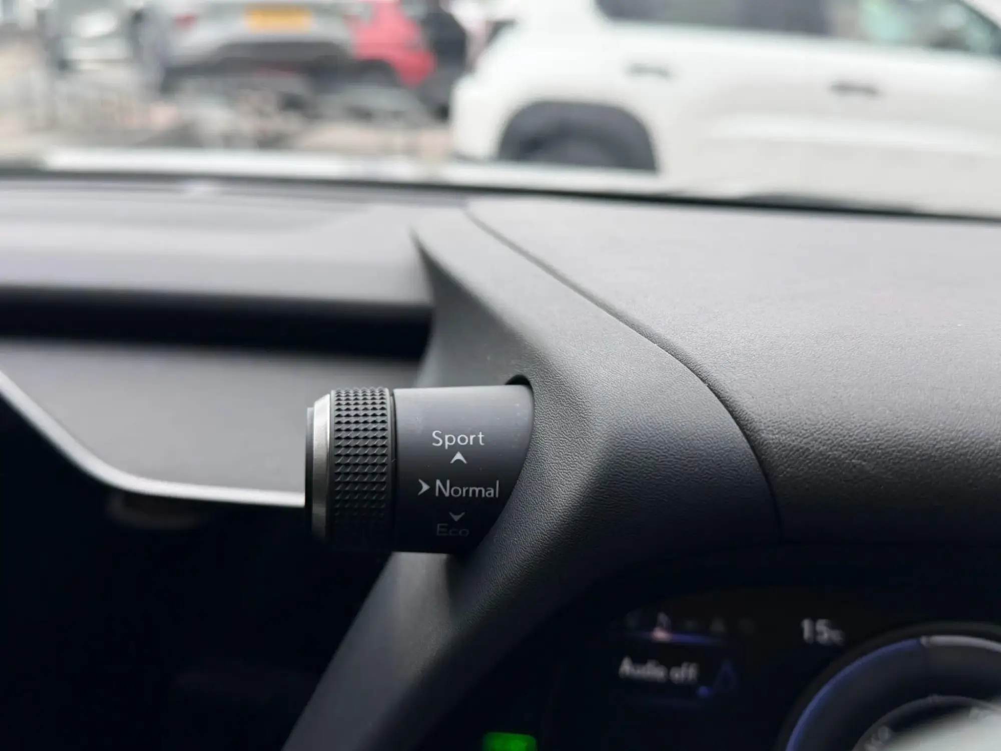 Lexus UX Self-Charging Hybrid Image 20 Lexus UX Self-Charging Hybrid Image 20