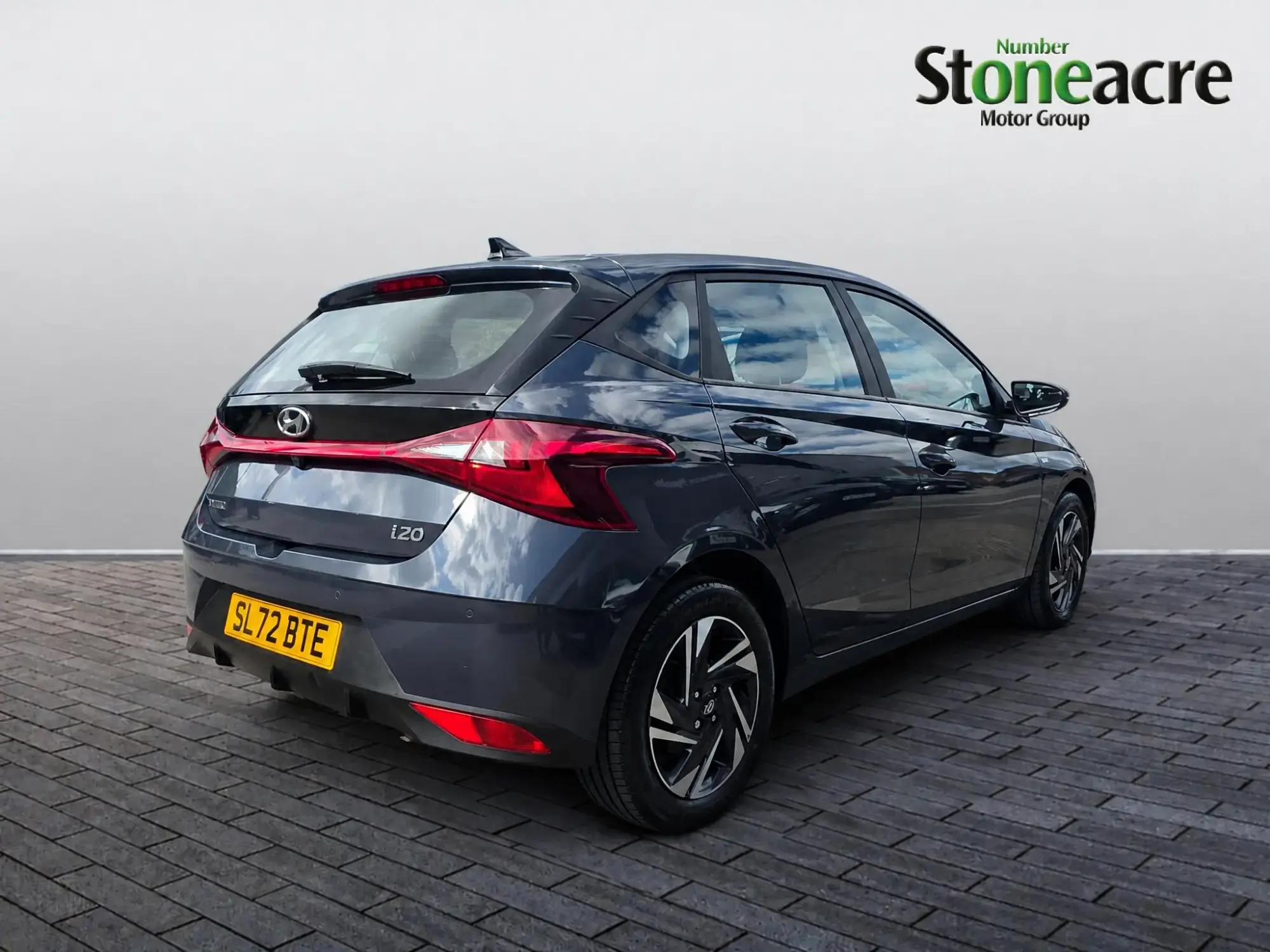 Hyundai i20 Image 8