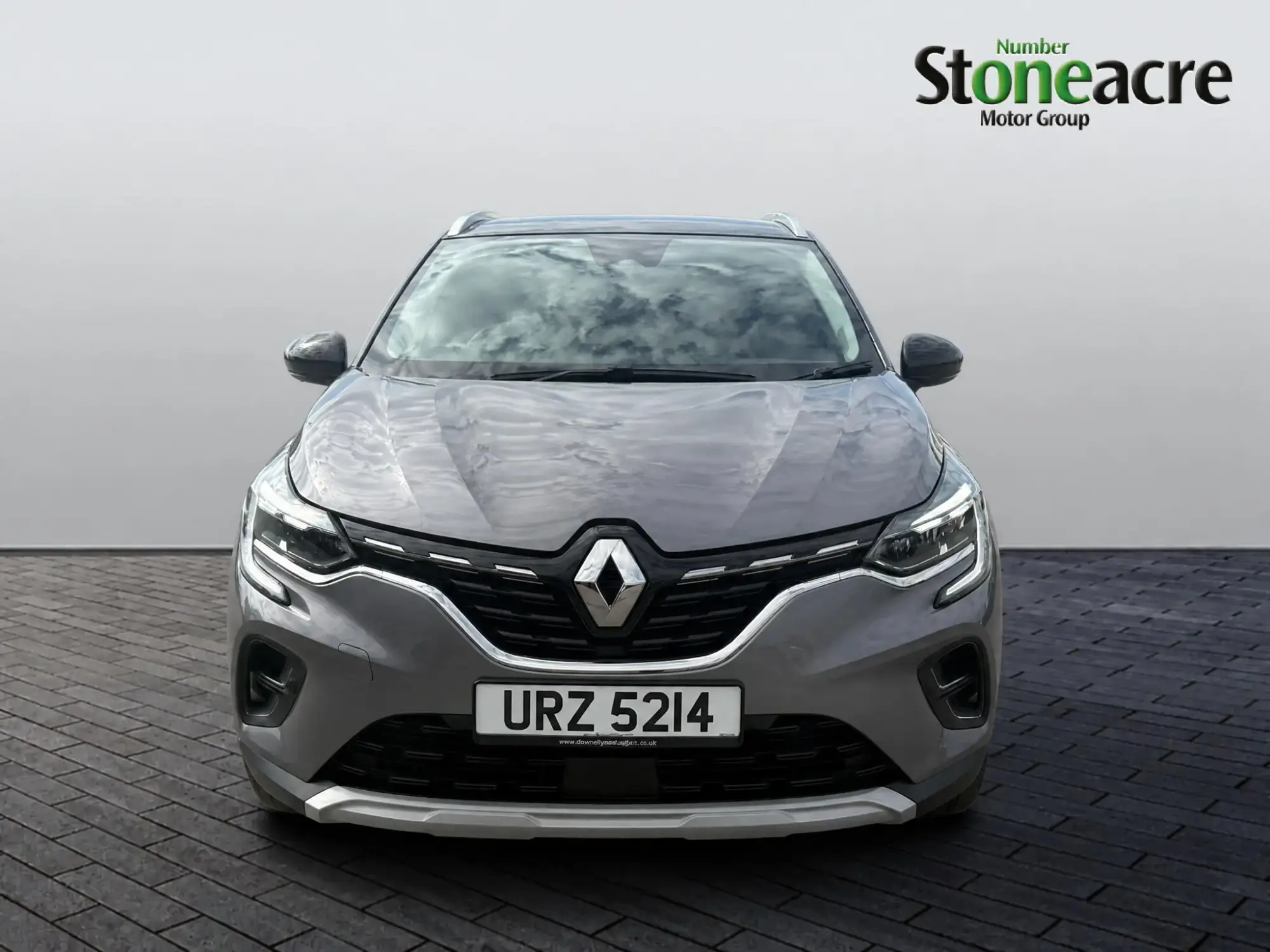 Renault Captur E-Tech Image 2