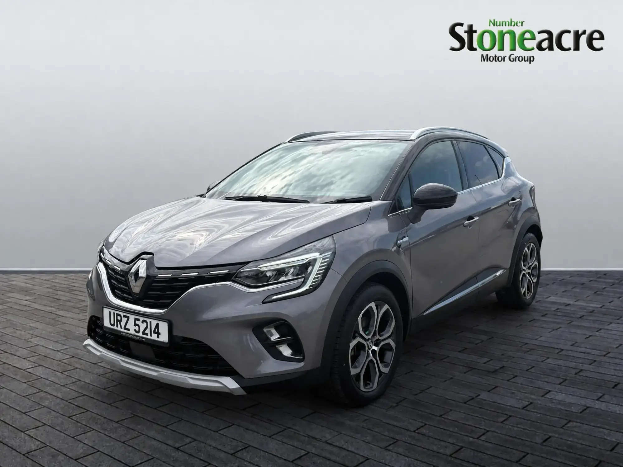 Renault Captur E-Tech Image 3