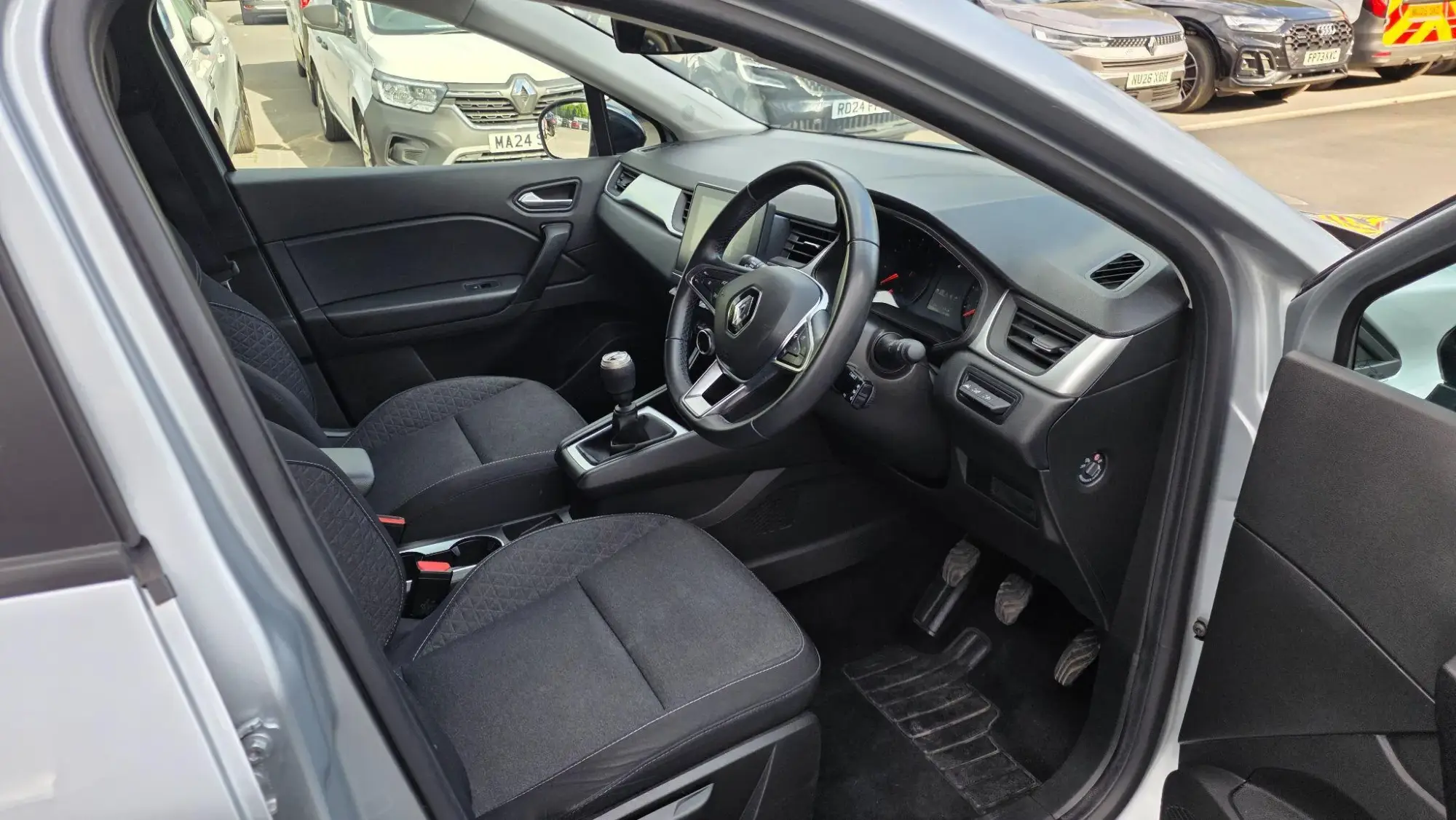 Renault Captur Image 9