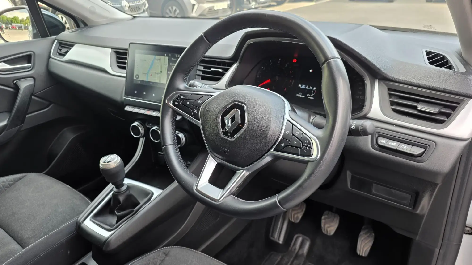 Renault Captur Image 10