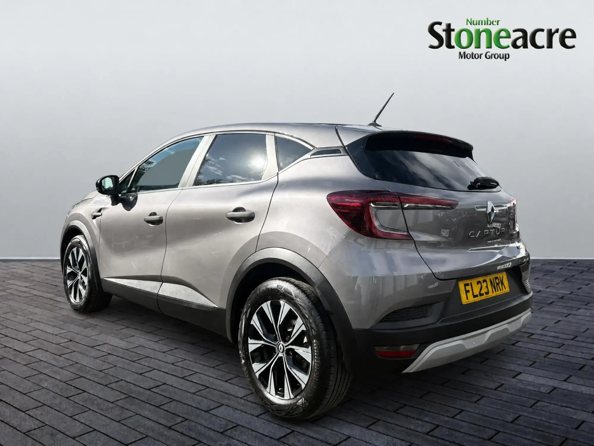 Renault Captur E-Tech Image 5